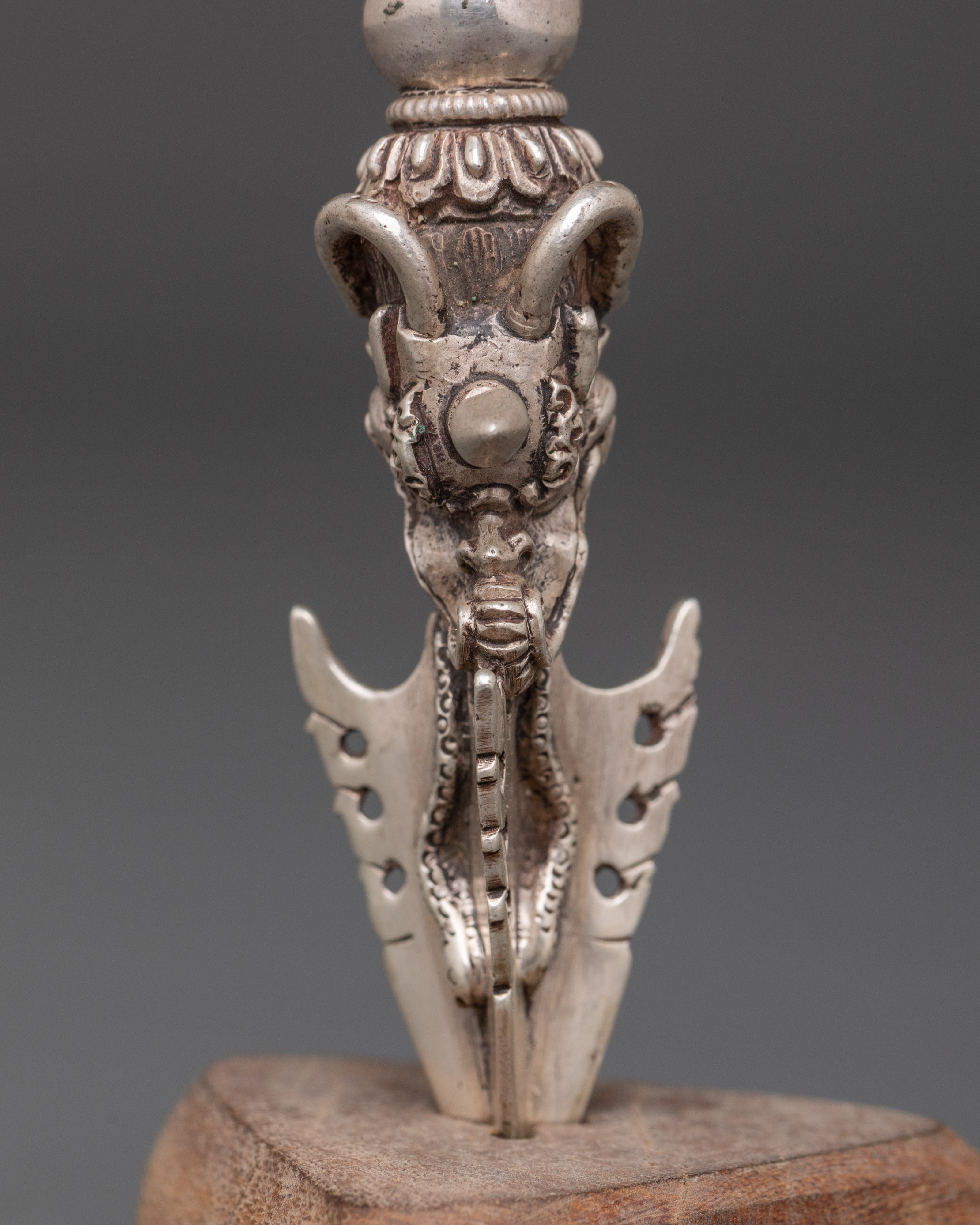 Silver Ritual Dagger | Blade of Liberation