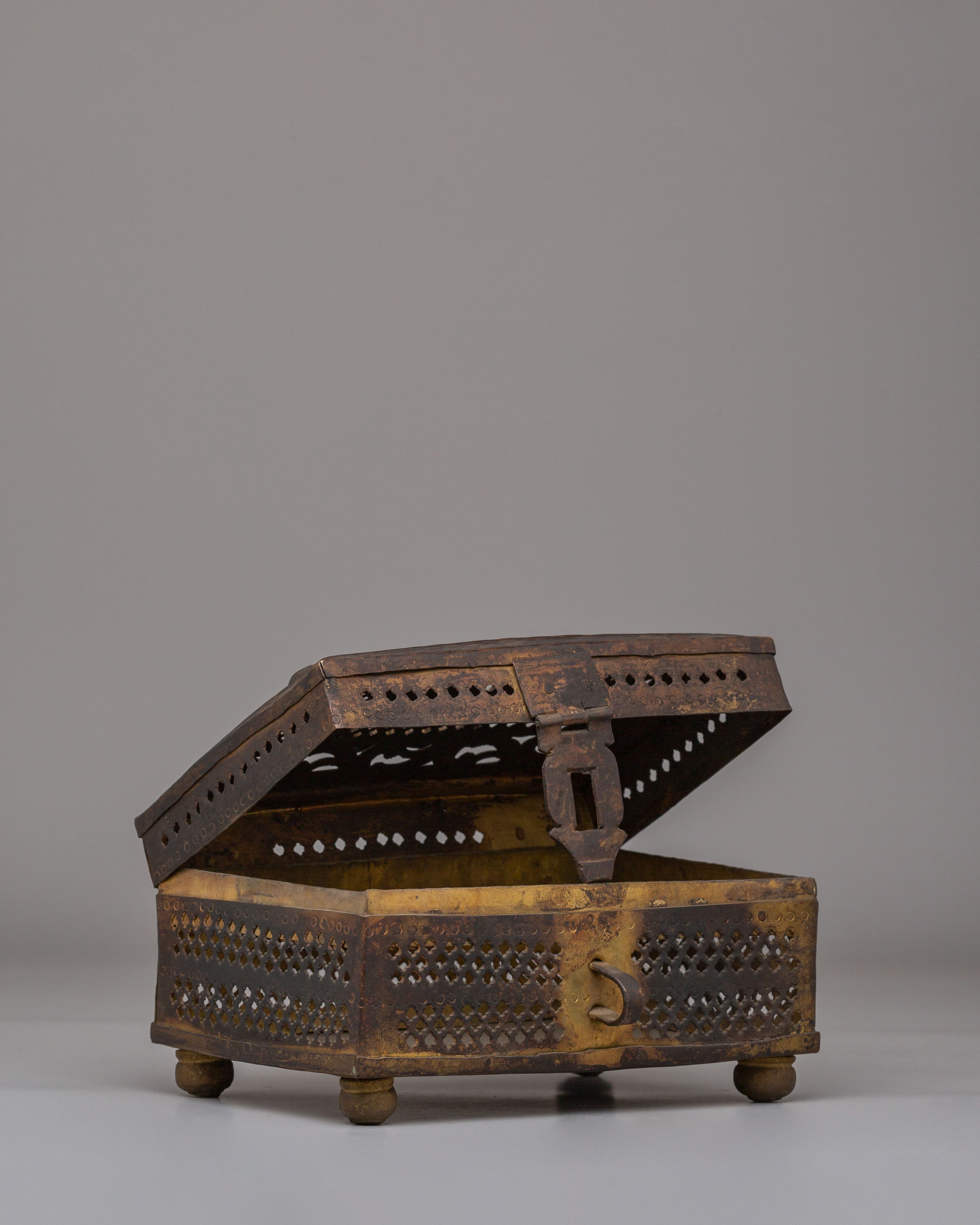 Handmade Antique Finish Box | Copper Box with Gold Plating