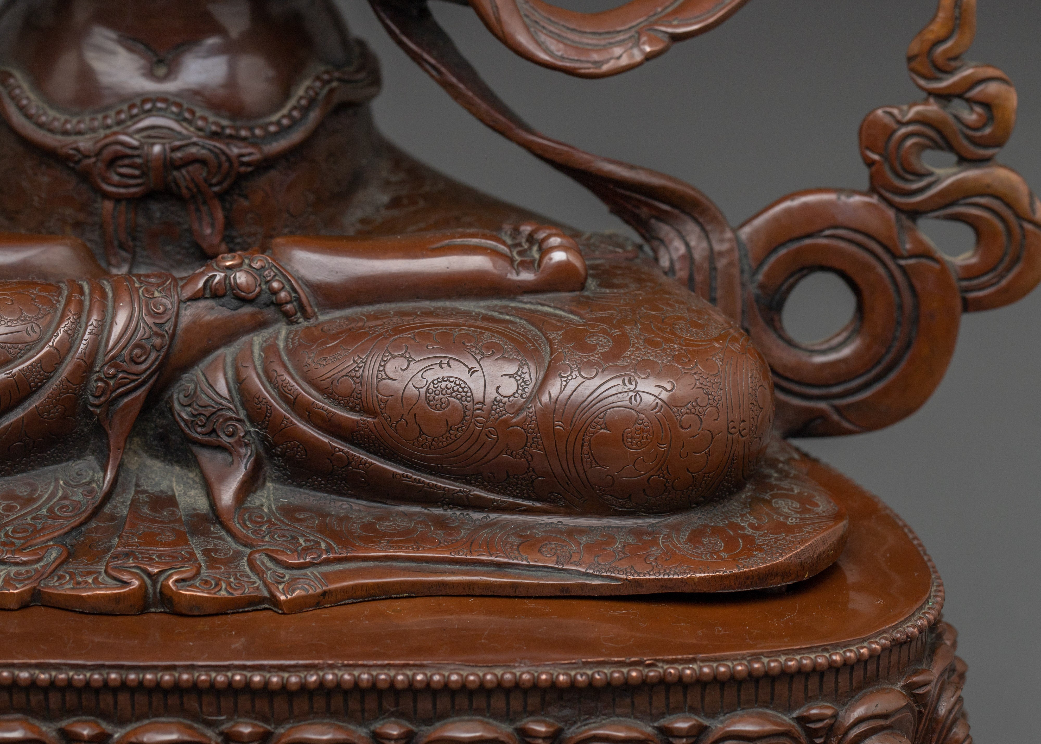 Chenrezig Tibetan protector deity |  Bodhisattva of Compassion