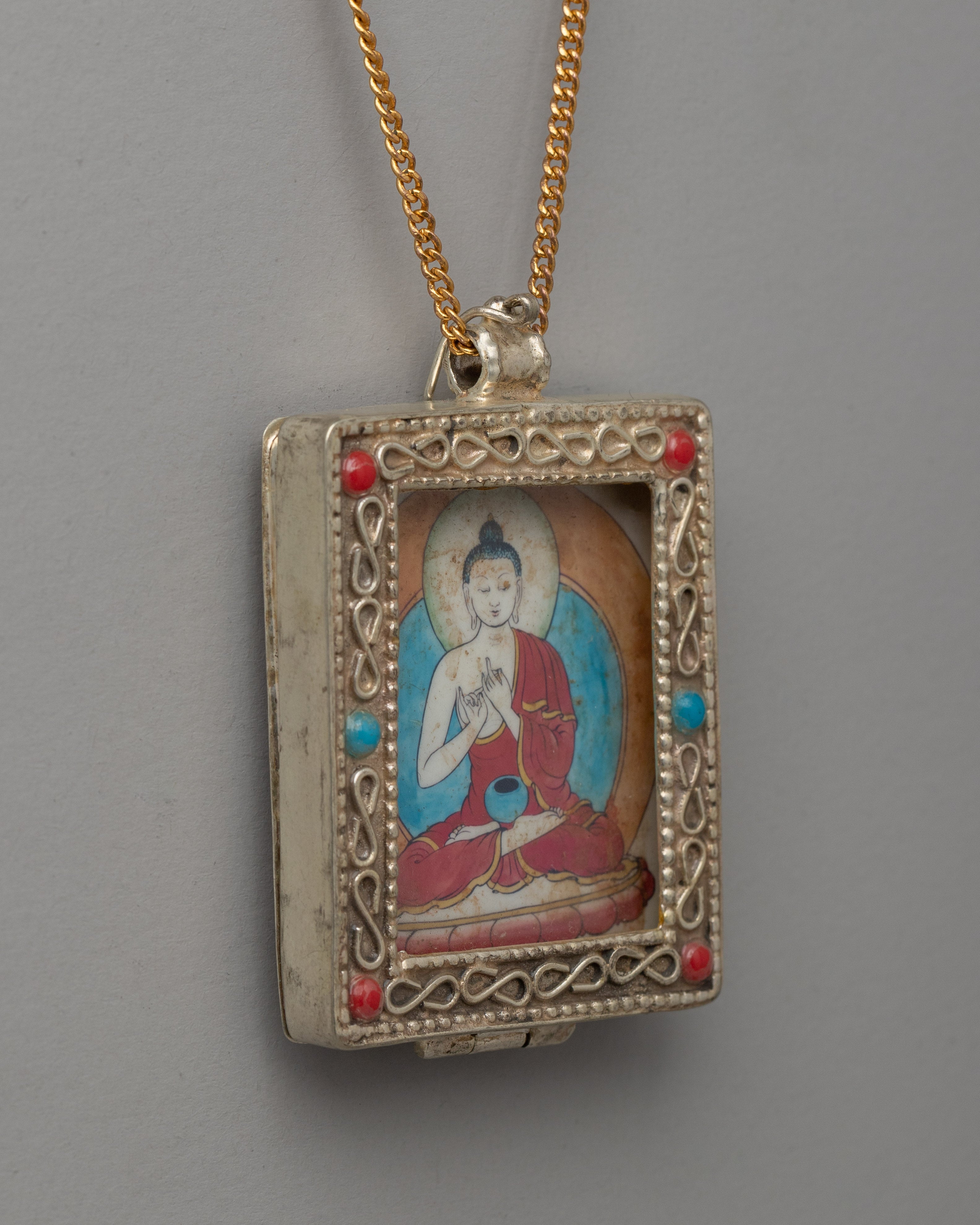 Handcrafted Vairochana Buddha Locket | Perfect Spiritual Talisman for Peace