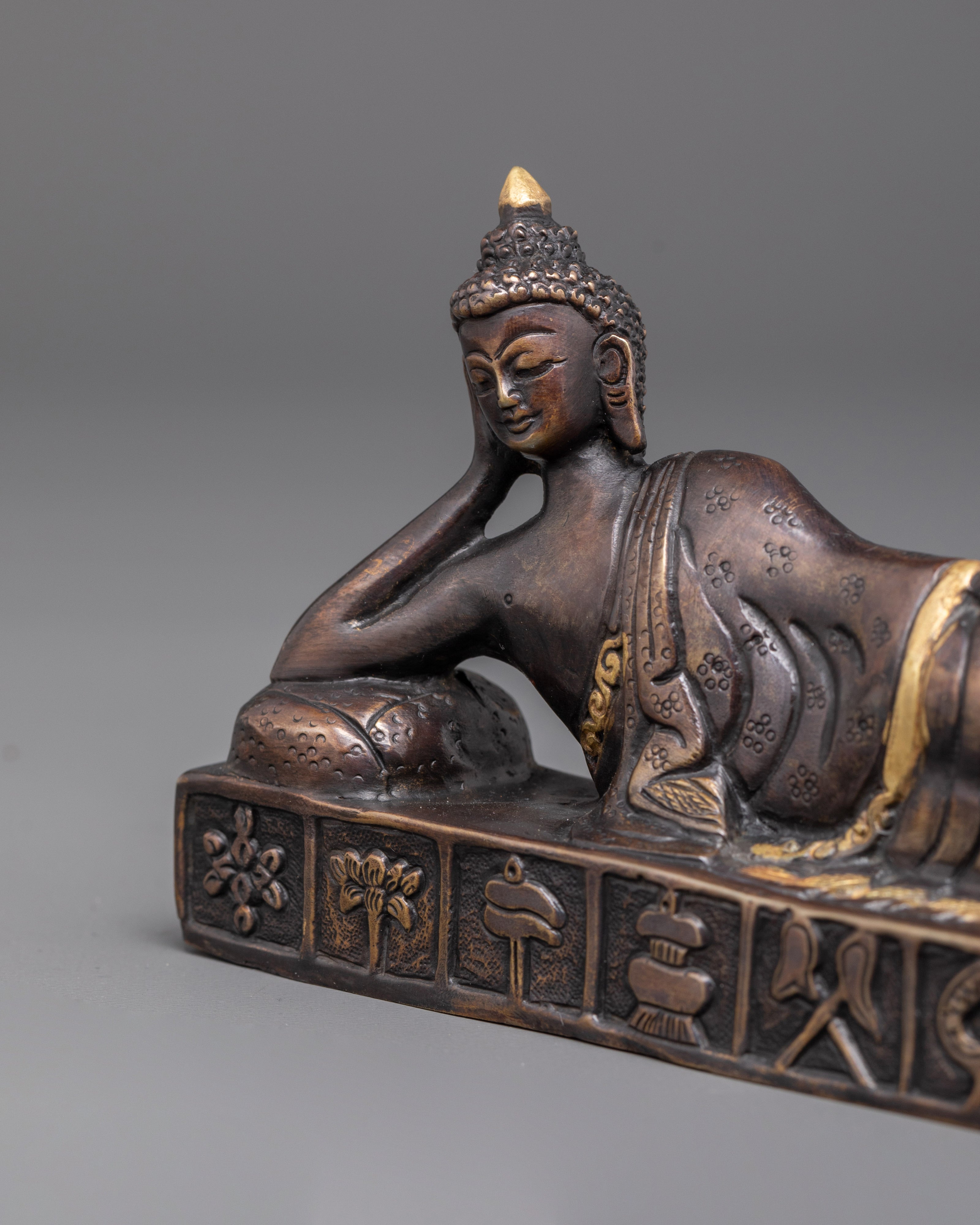 Tibetan Sleeping Buddha Statue | A Symbol of Enlightened Sleep