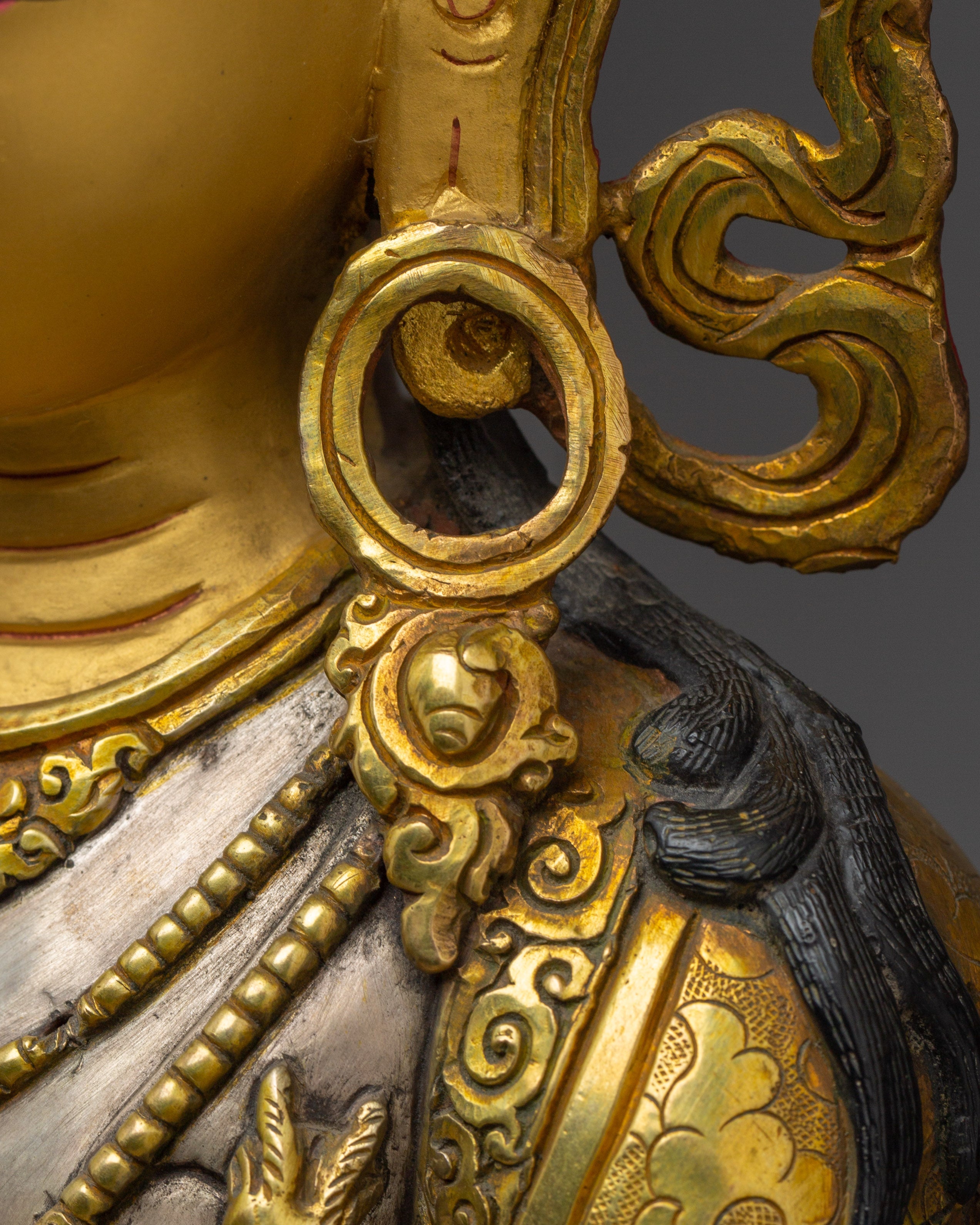 Silver-Plated & Gold-Gilded Copper Chenrezig Statue | The Bodhisattva of Compassion