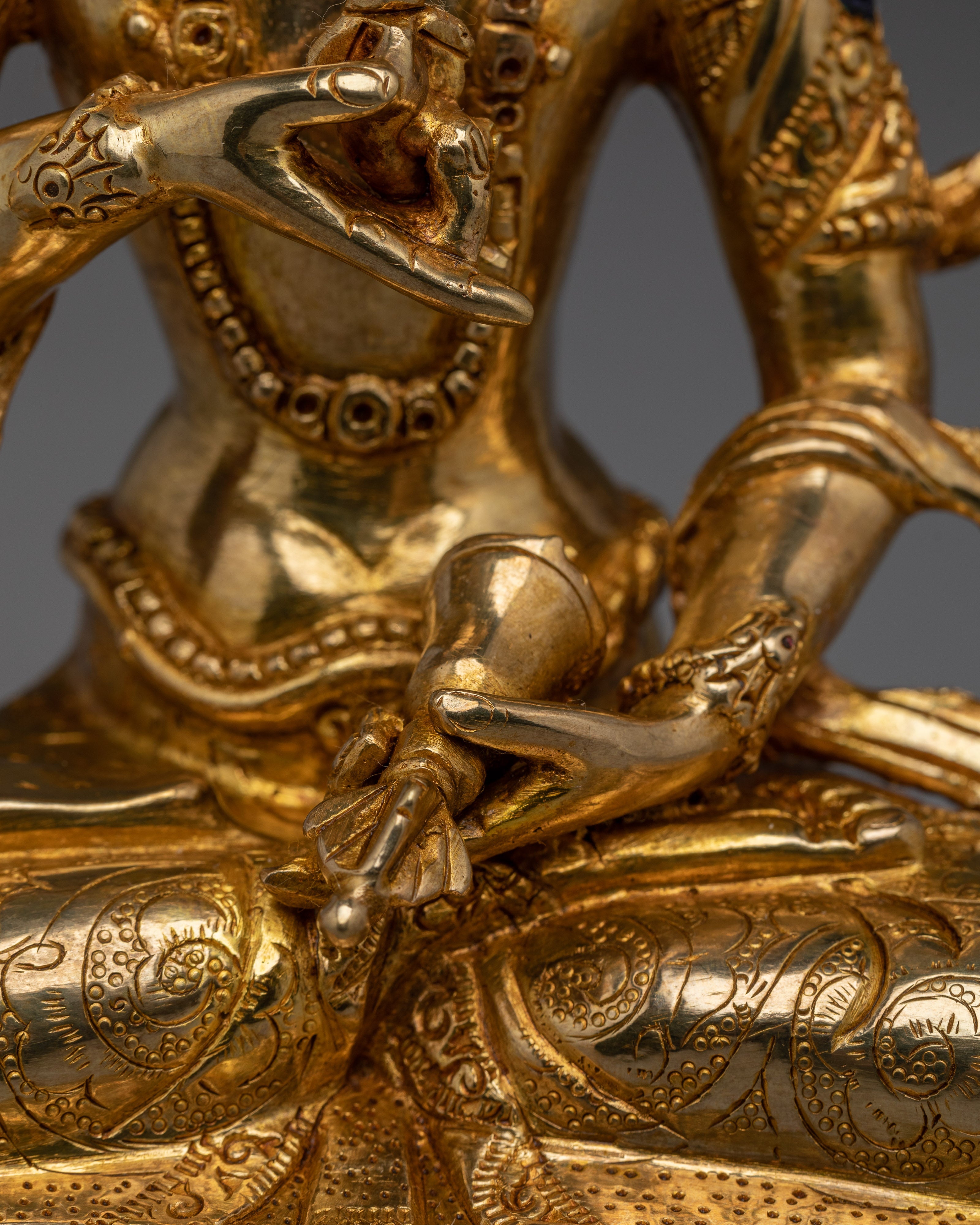 Vajrasattva Buddhist Sculpture for Meditation | Traditional Artwork