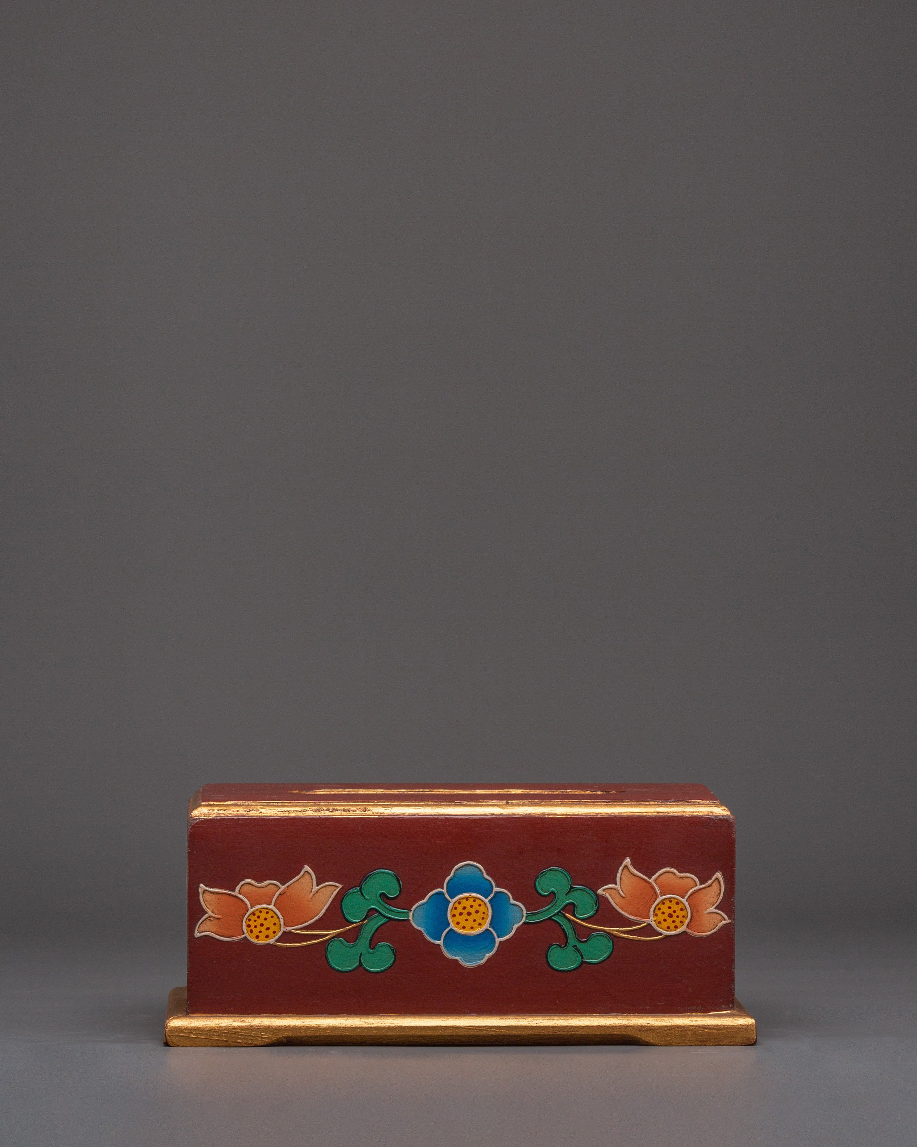 Decorative Tissue Holder 