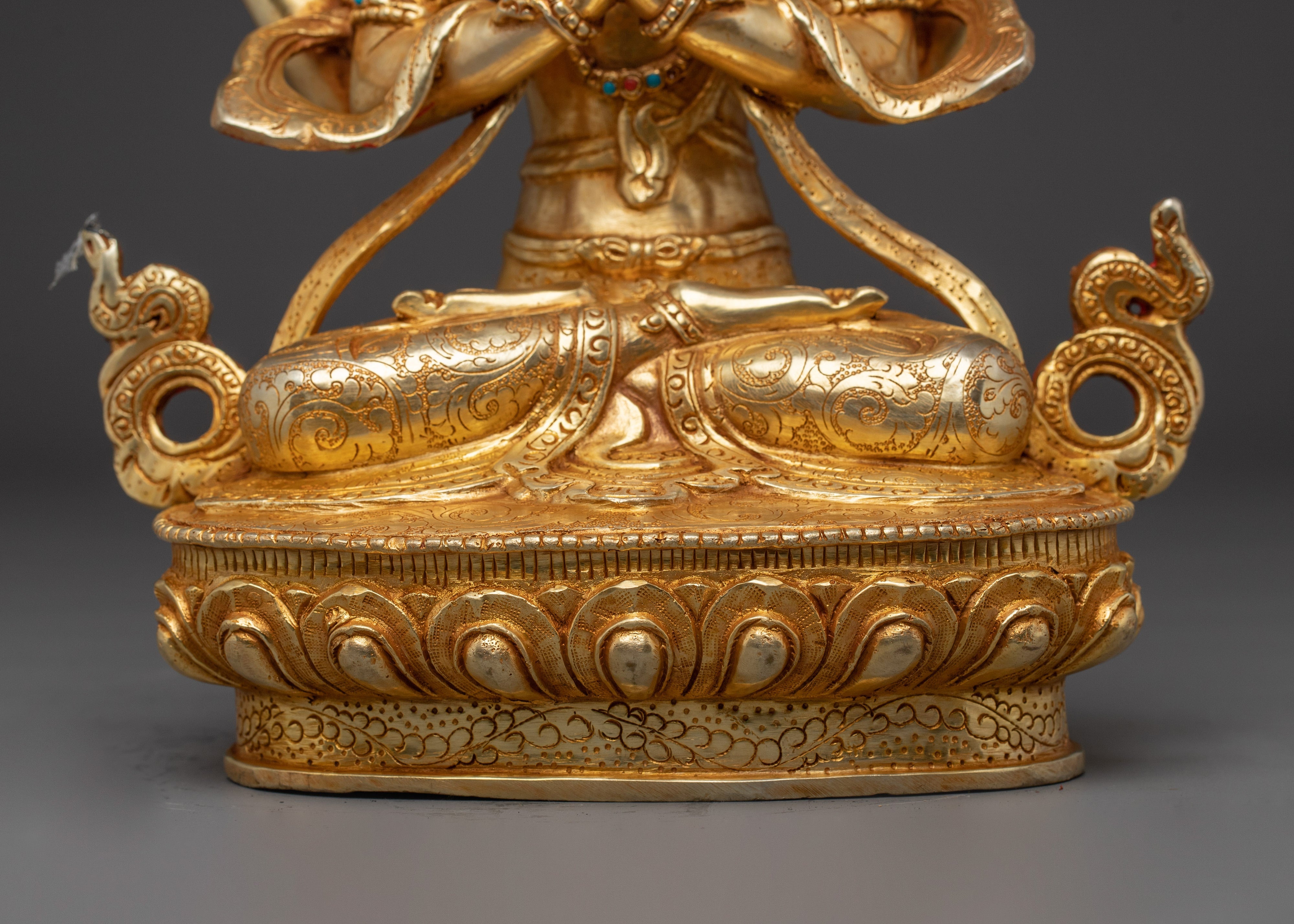 Compassionate Protector Chenrezig | Deity of Great Compassion