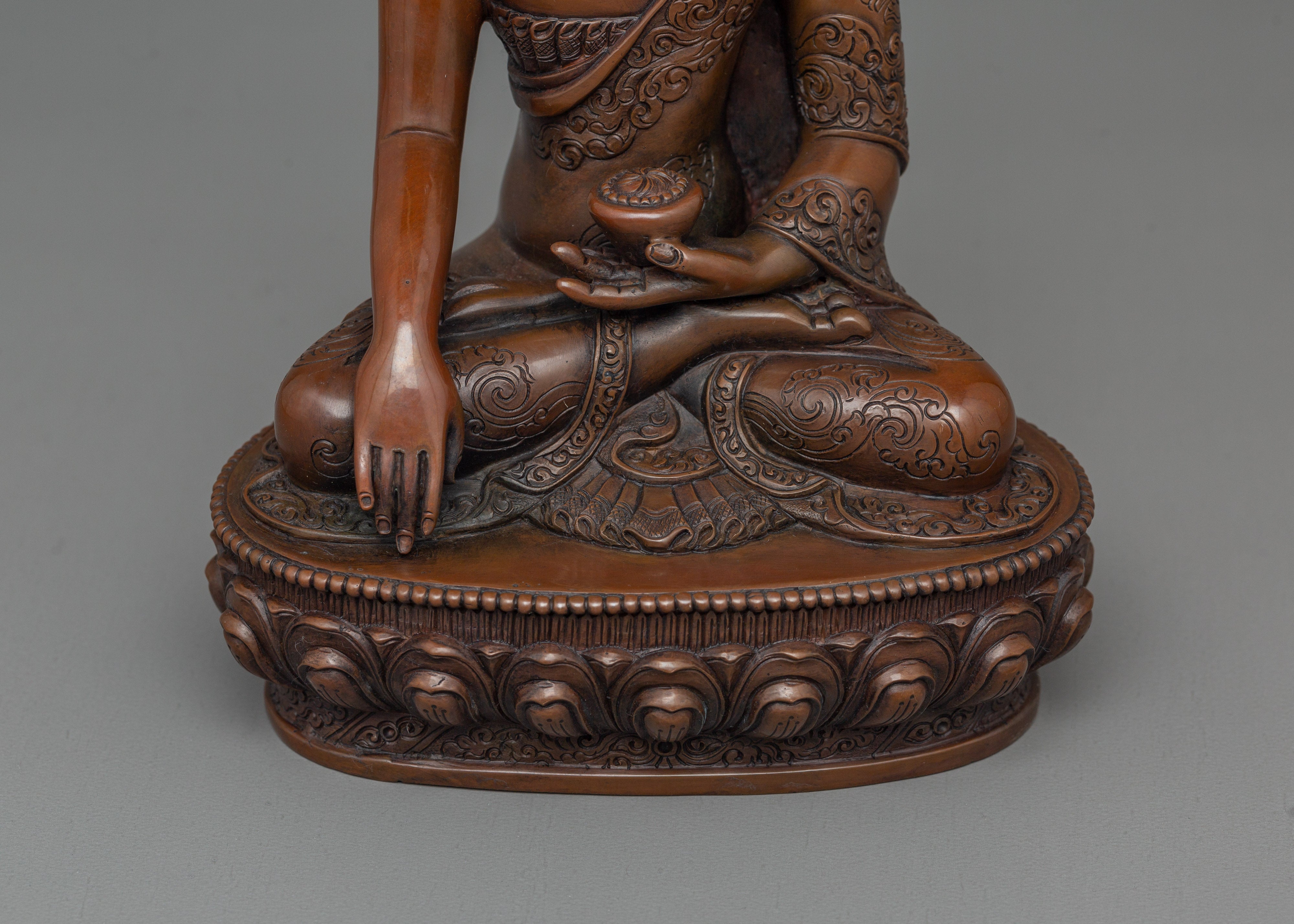 Enlightened Shakyamuni Buddha Sculpture | Buddhist Meditation Sculpture
