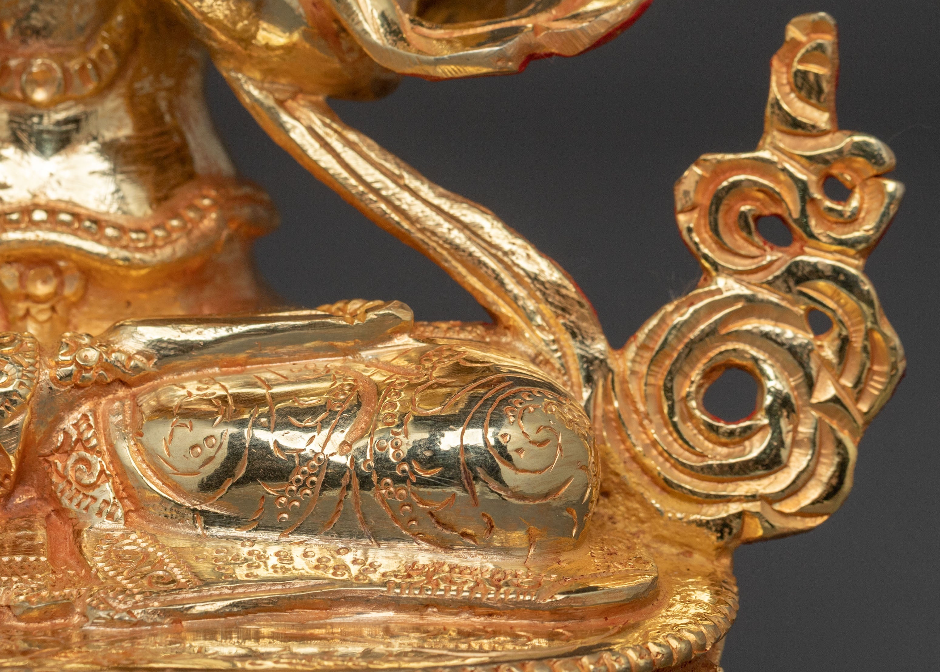 Hand Carved Chenrezig Copper Statue | Sacred Meditation Sculpture