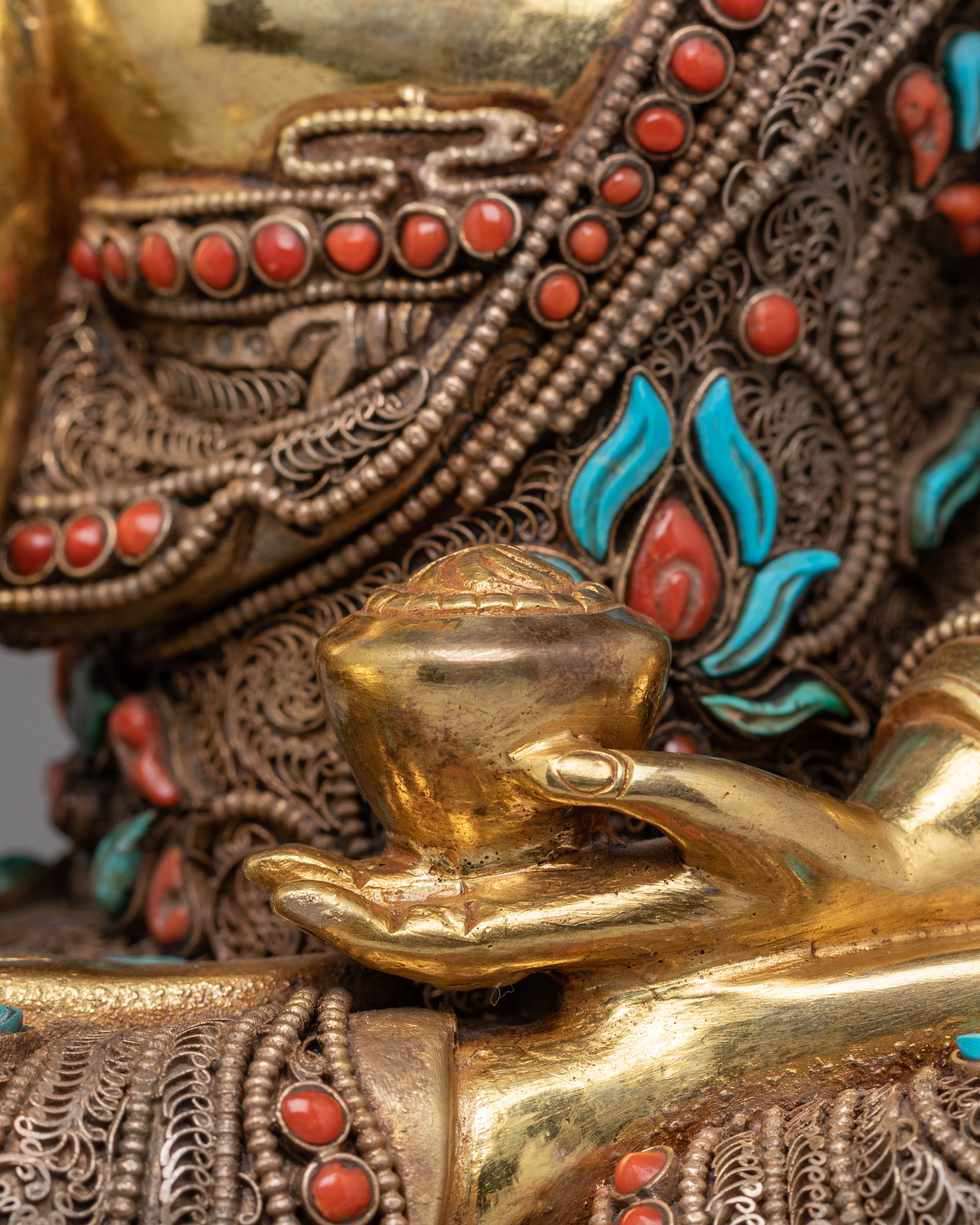 Handmade Buddha Shakyamuni Decor Statue | Tibetan Buddha Statue