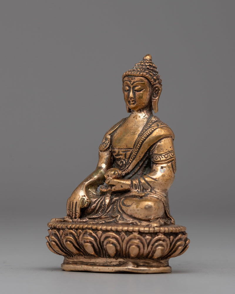 Shakyamuni Buddha Sculpture in Gold-Plated Copper | Ideal for Meditation & Home Altar