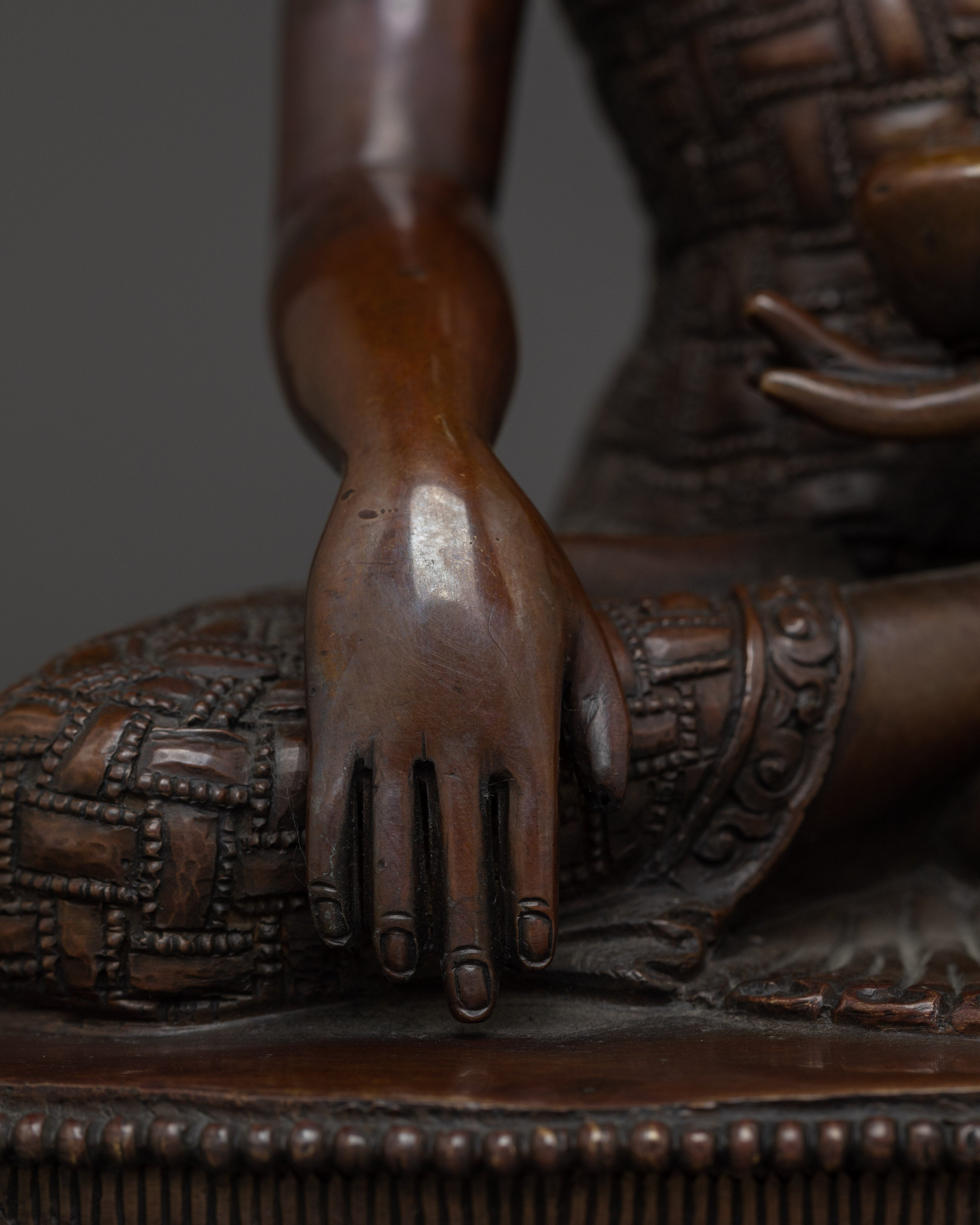 Shakyamuni Buddha Statue in Oxidized Copper | Mindful Spaces & Meditation Practice