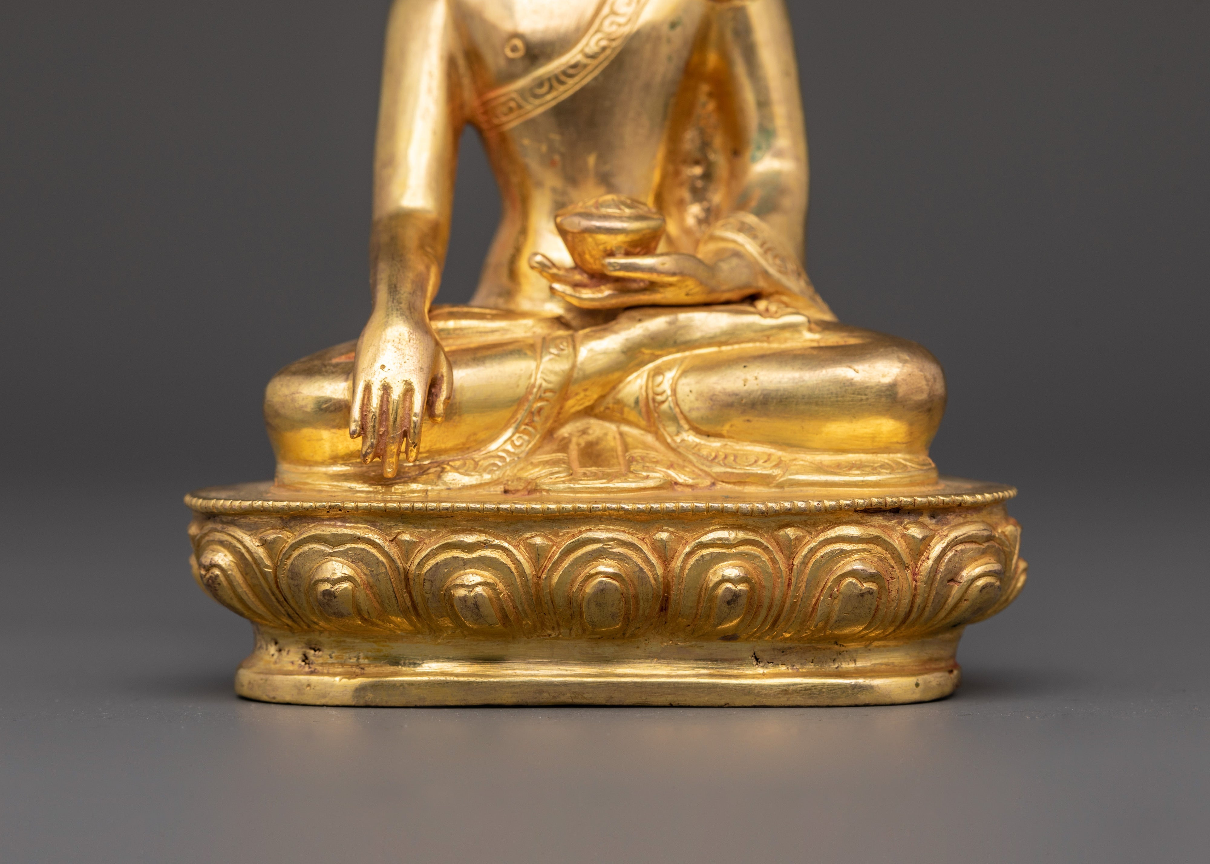 Gold-Plated Copper Shakyamuni Buddha | For Home Altar Decor