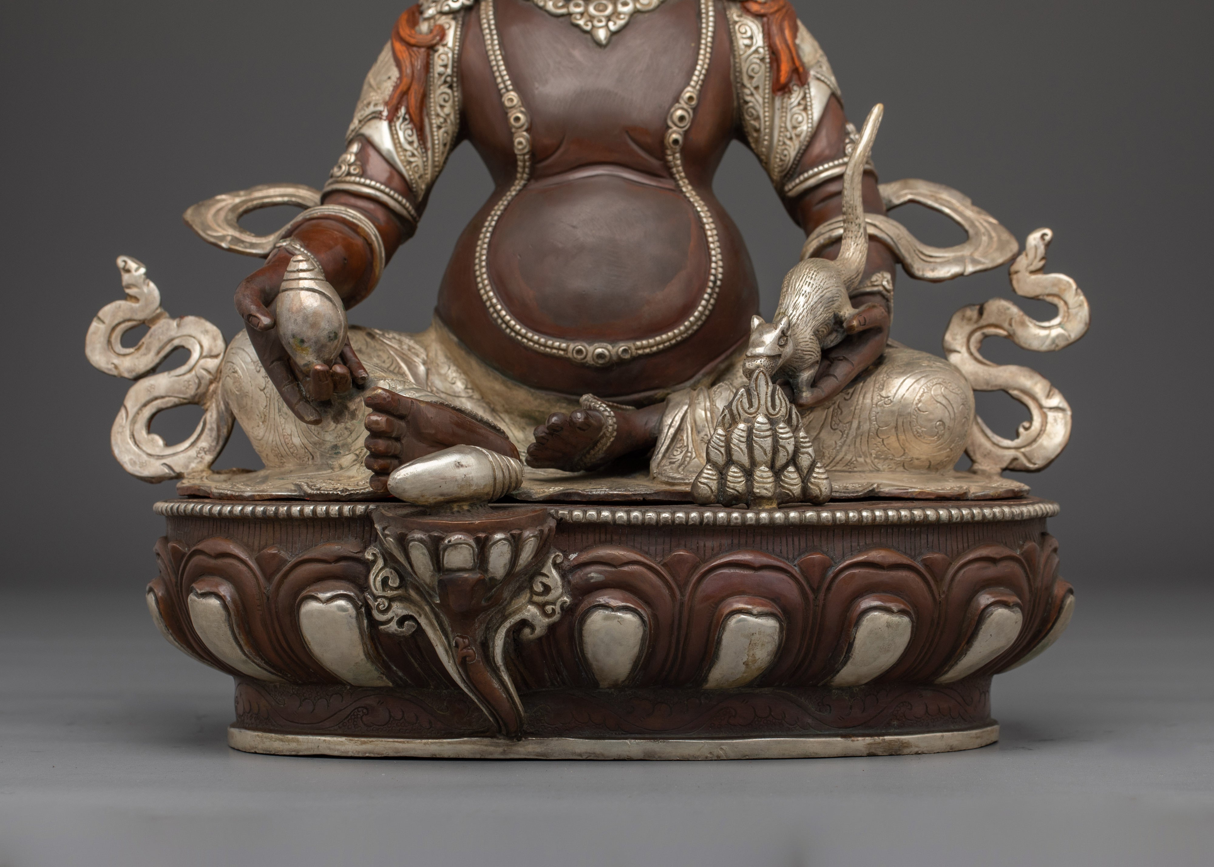 Religious Artwork of Dzambhala | The Guardian of Prosperity