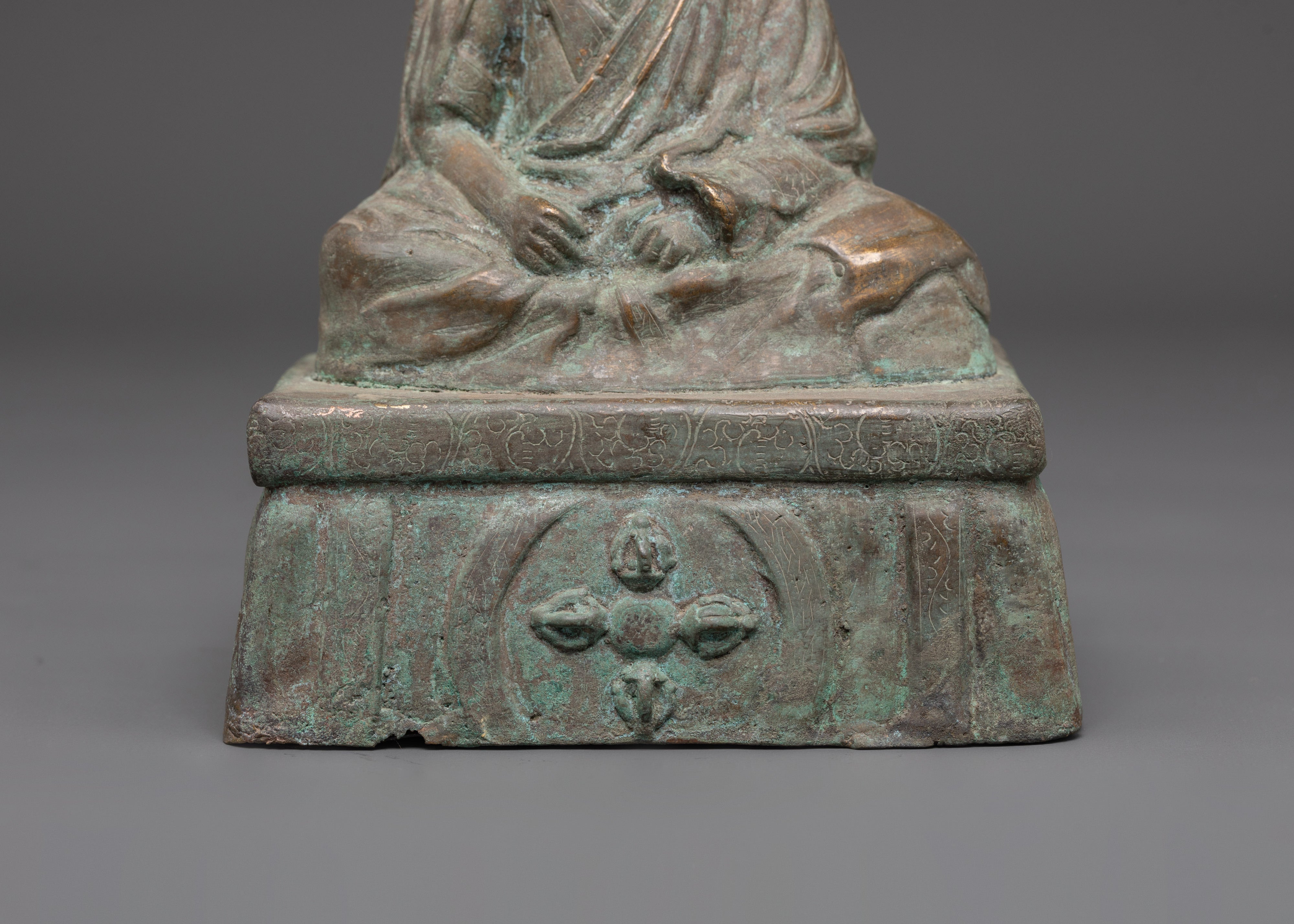Gampopa Tibetain Statue | The Physician Yogi of Tibetan Buddhism