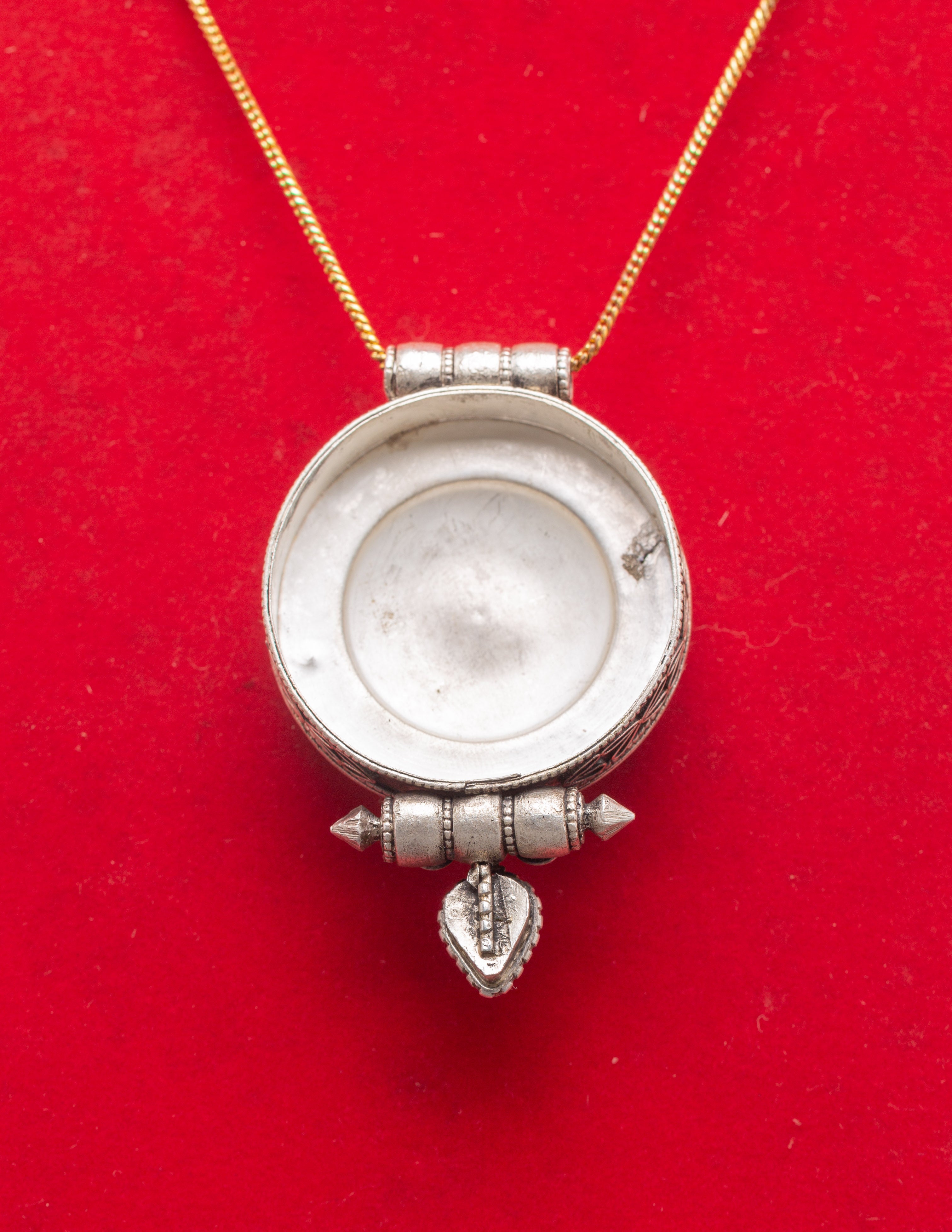 Tibetan Ghau Box Amulet | Protection and Prosperity Jewelry