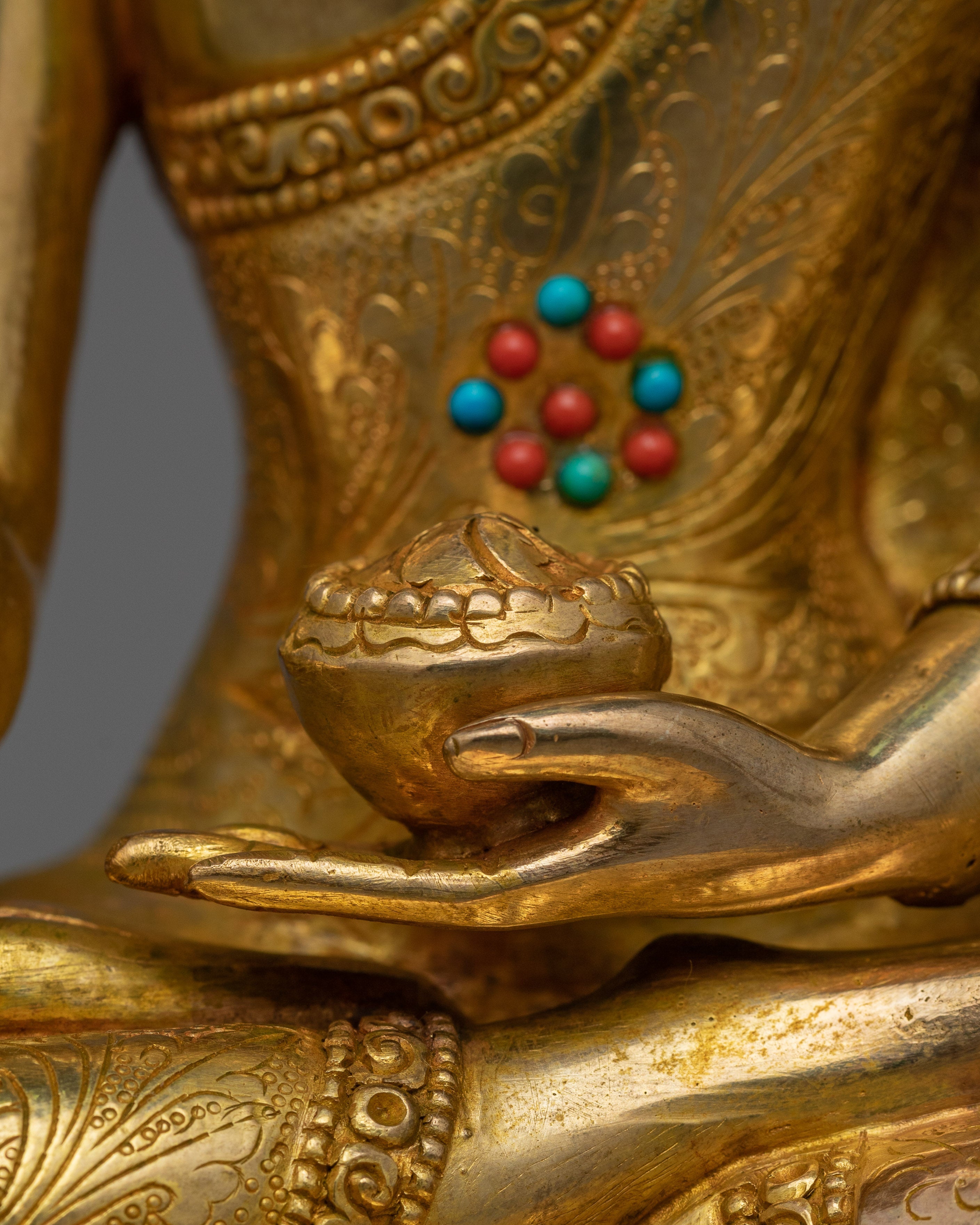 Handmade Statue of Holder of knowledge Shakyamuni Buddha | Lord of the World