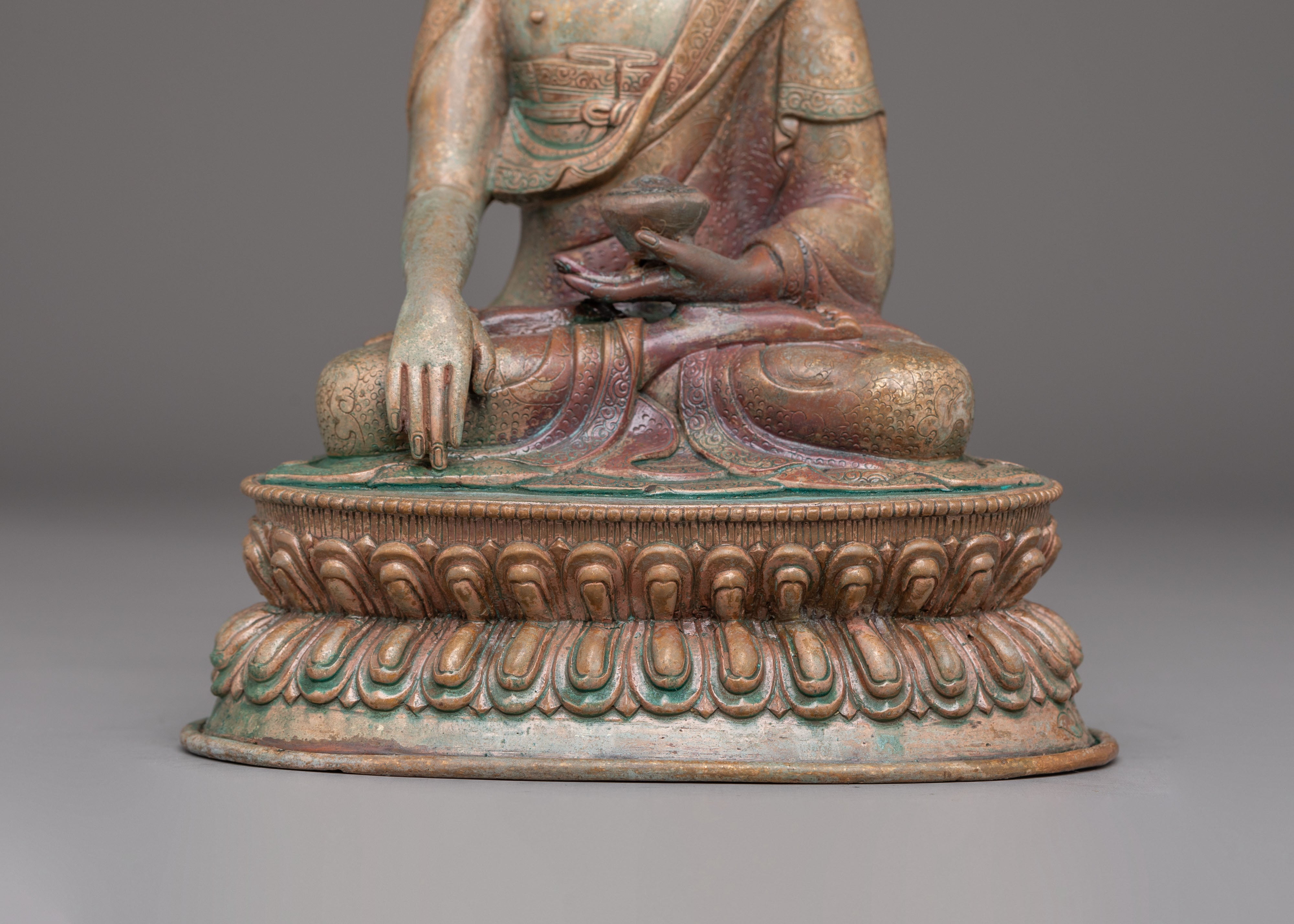 Dharma Teacher Buddha Shakyamuni | Enlightened One