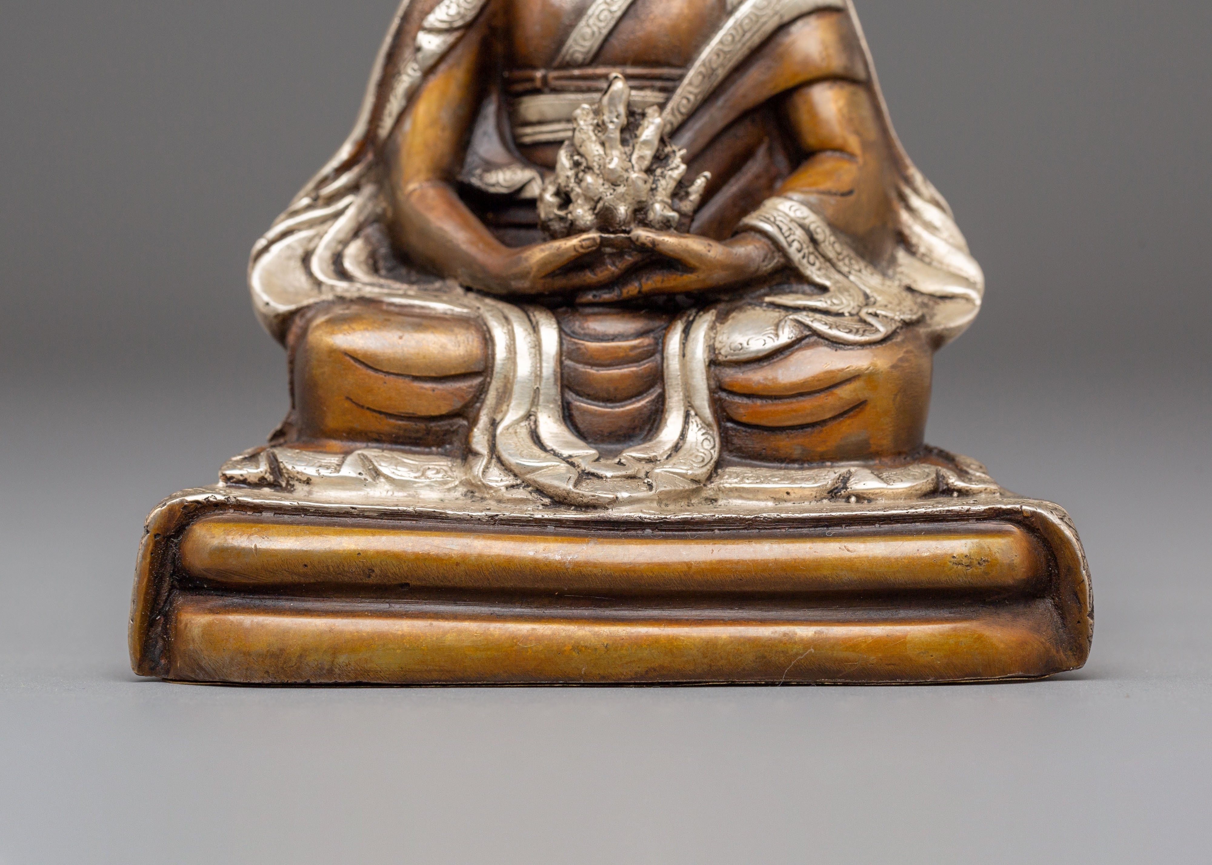 Statue of Gompopa | Revered Kagyu Master