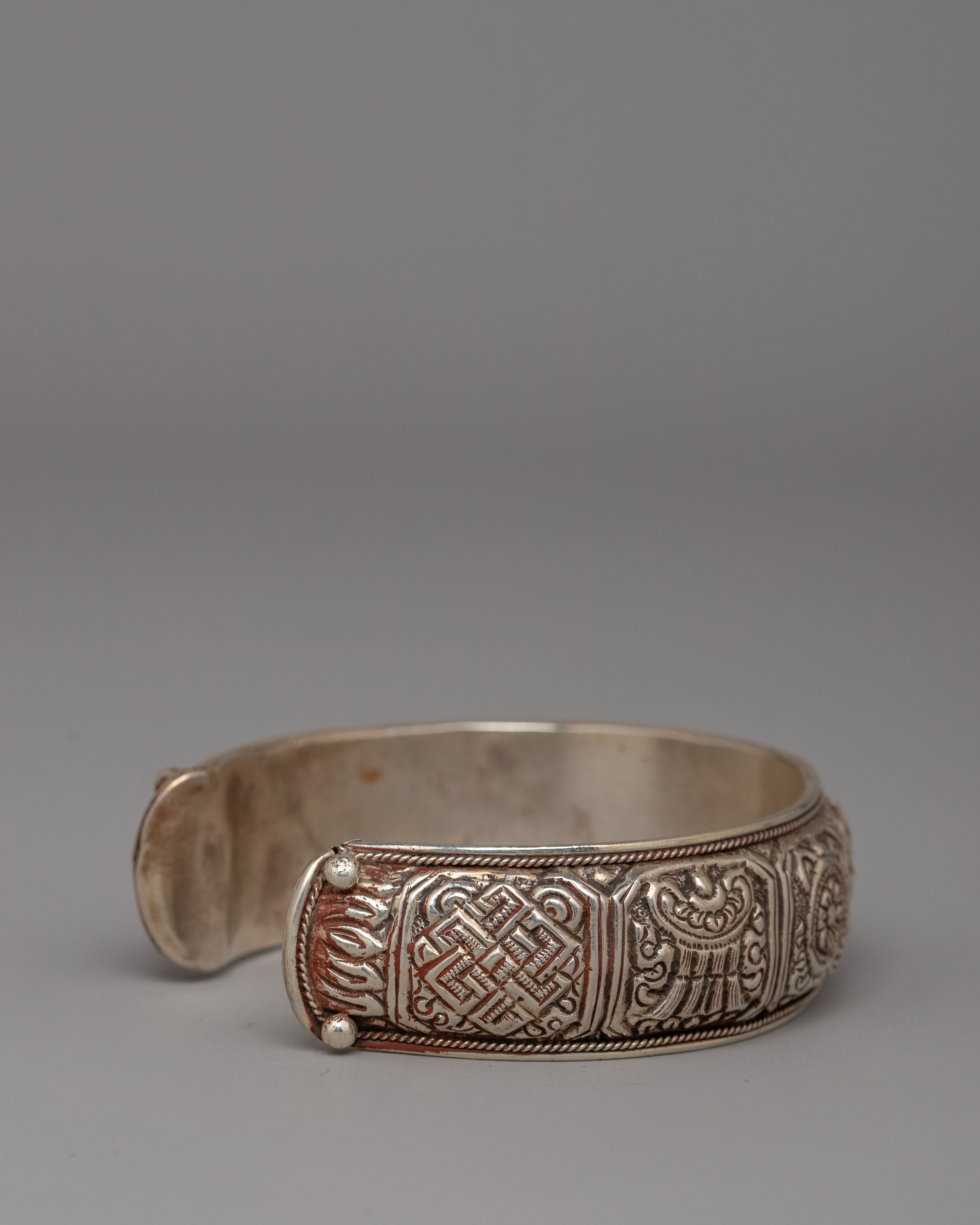 Silver Bracelet Featuring Eight Auspicious Symbols | Buddhist Jewelry