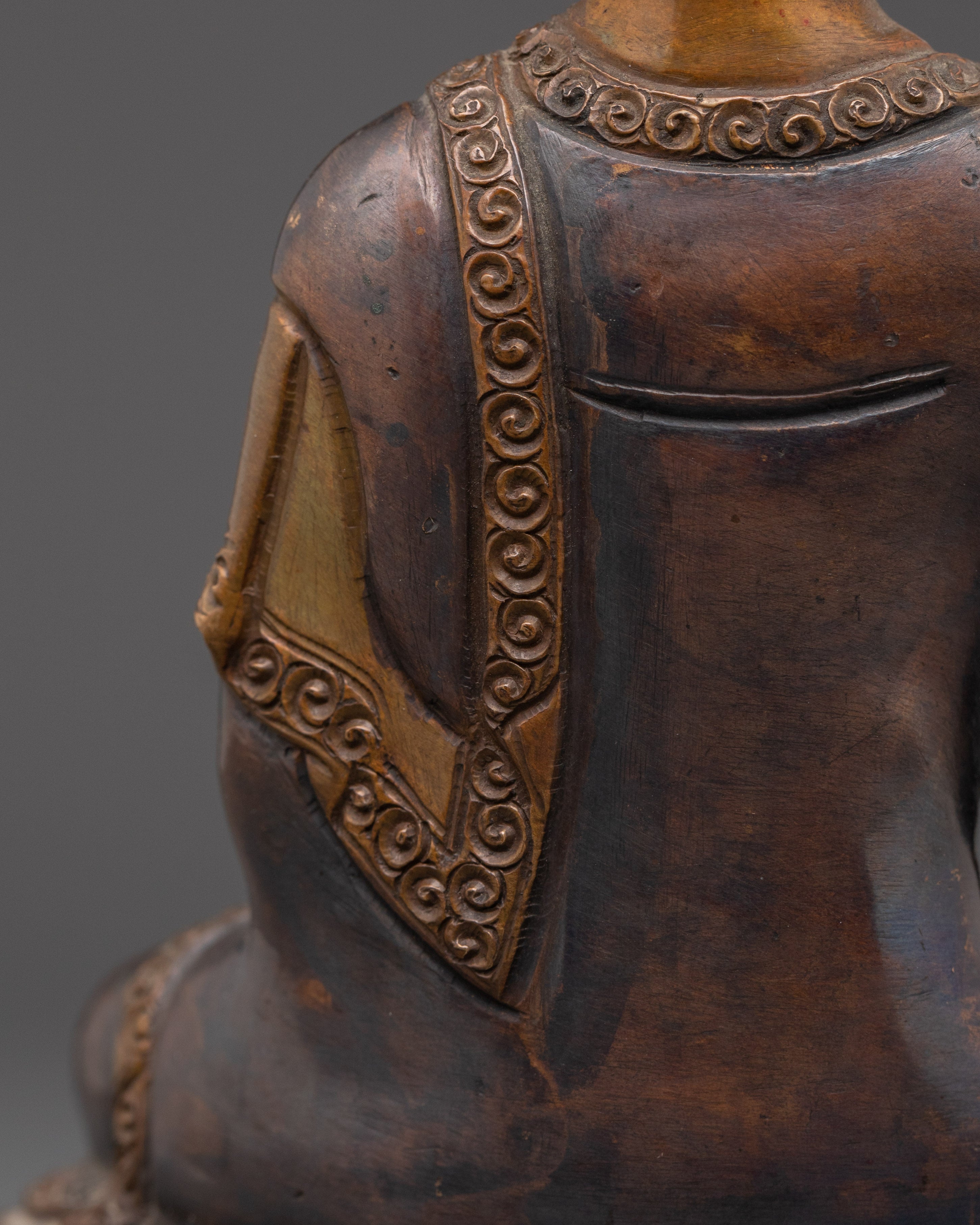 Buddhist Teacher Shakyamuni Buddha Statue | Symbol of Enlightenment and Wisdom