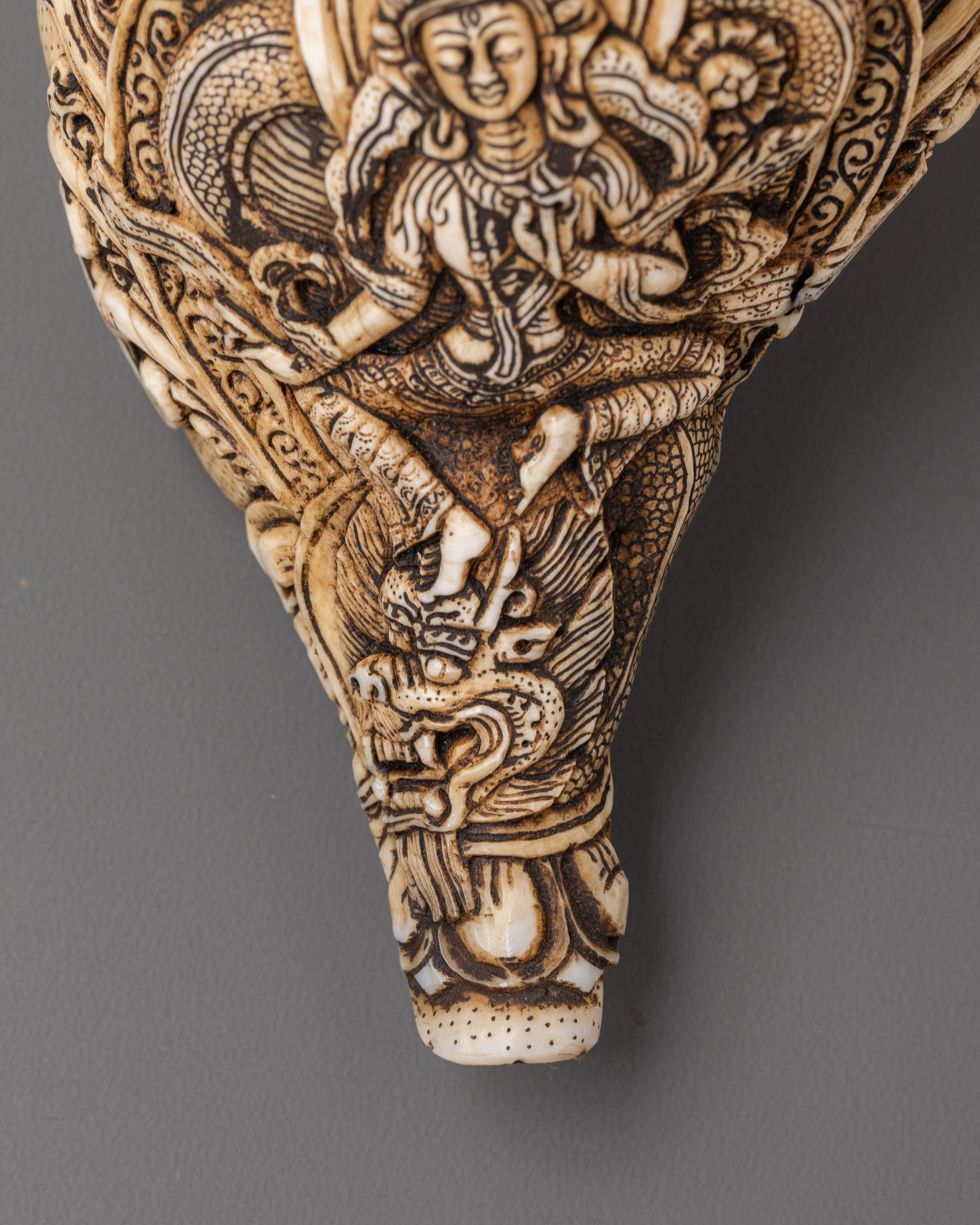 Three Dhyani Buddha and White Tara Carved Conch | Conch Shell