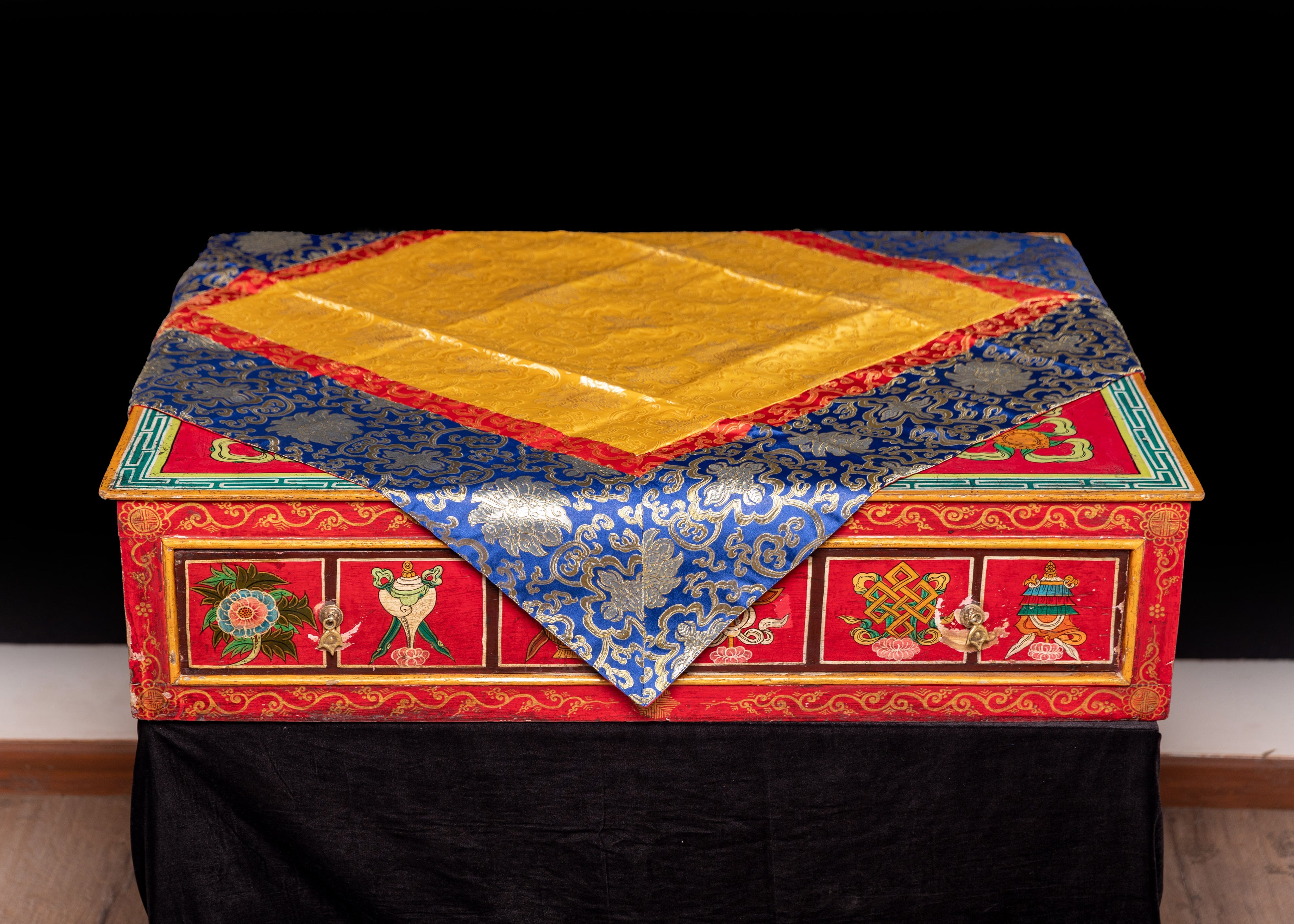 Table Cloth of Silk | Meditation and Decor
