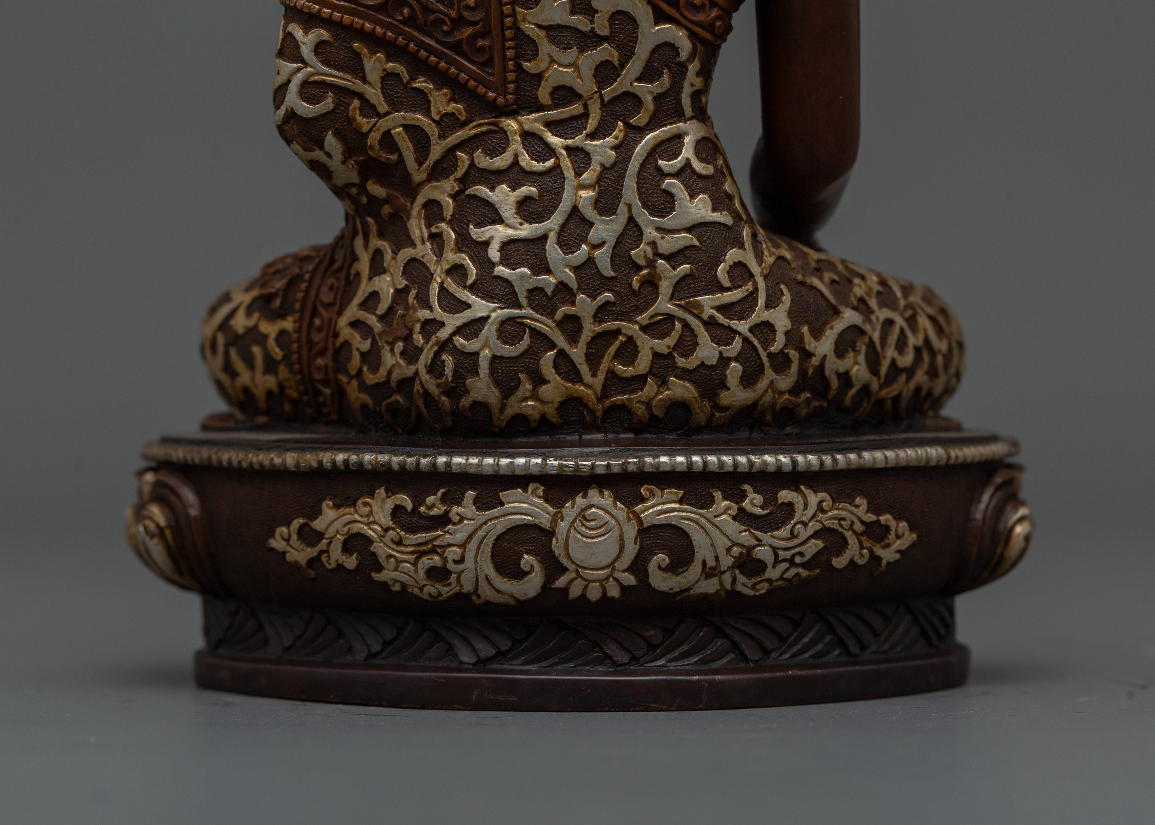 Small 7.5 Inch Shakyamuni Buddha Statue | Enlightened Artwork