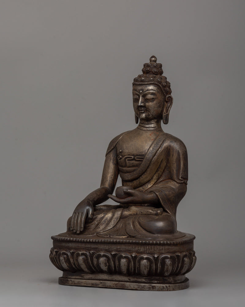 Iron Shakyamuni Buddha Statue | Traditional Buddhist Sculpture for Spiritual Practices