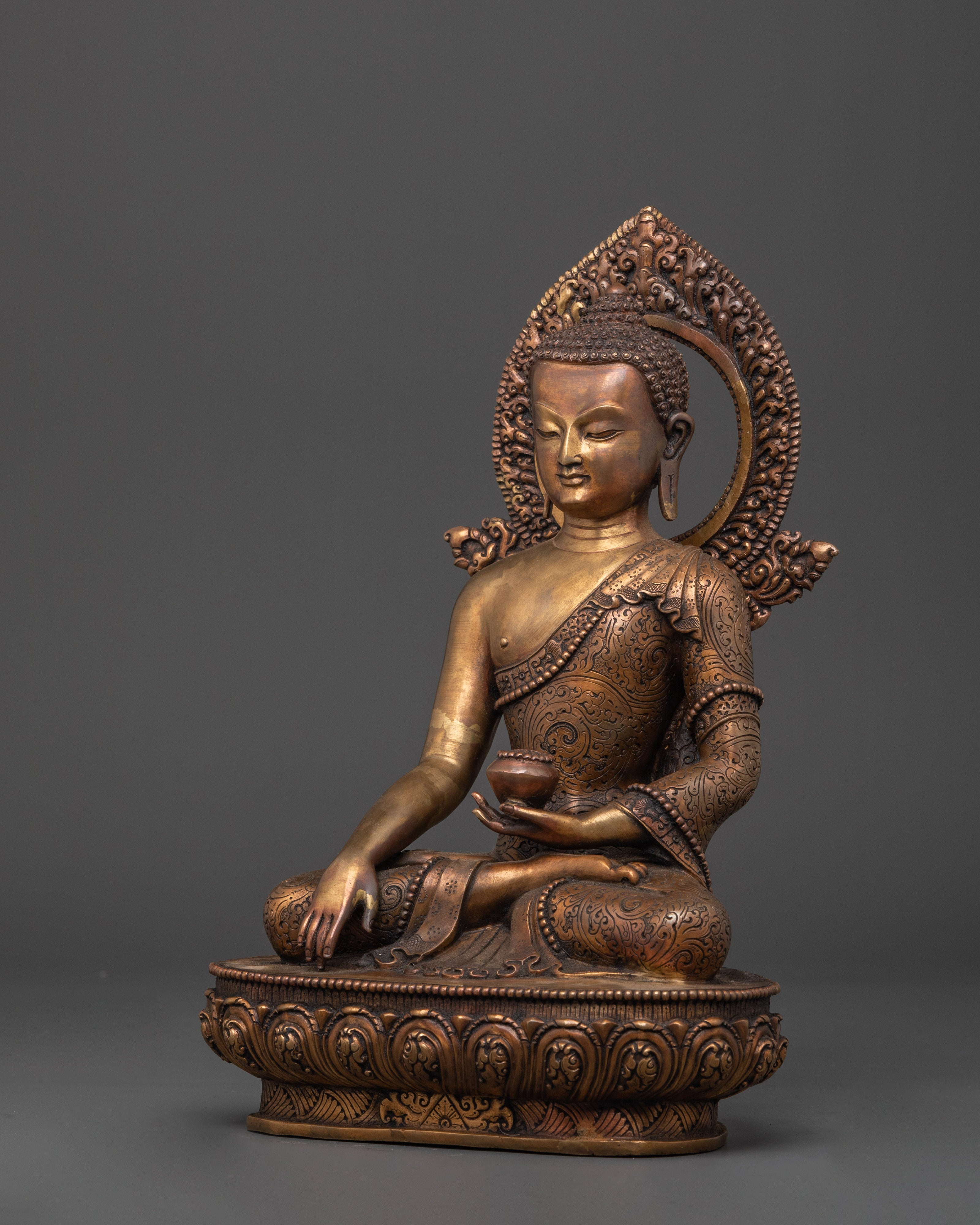Traditional Gautama Buddha Statue | The Sage of Shakyas