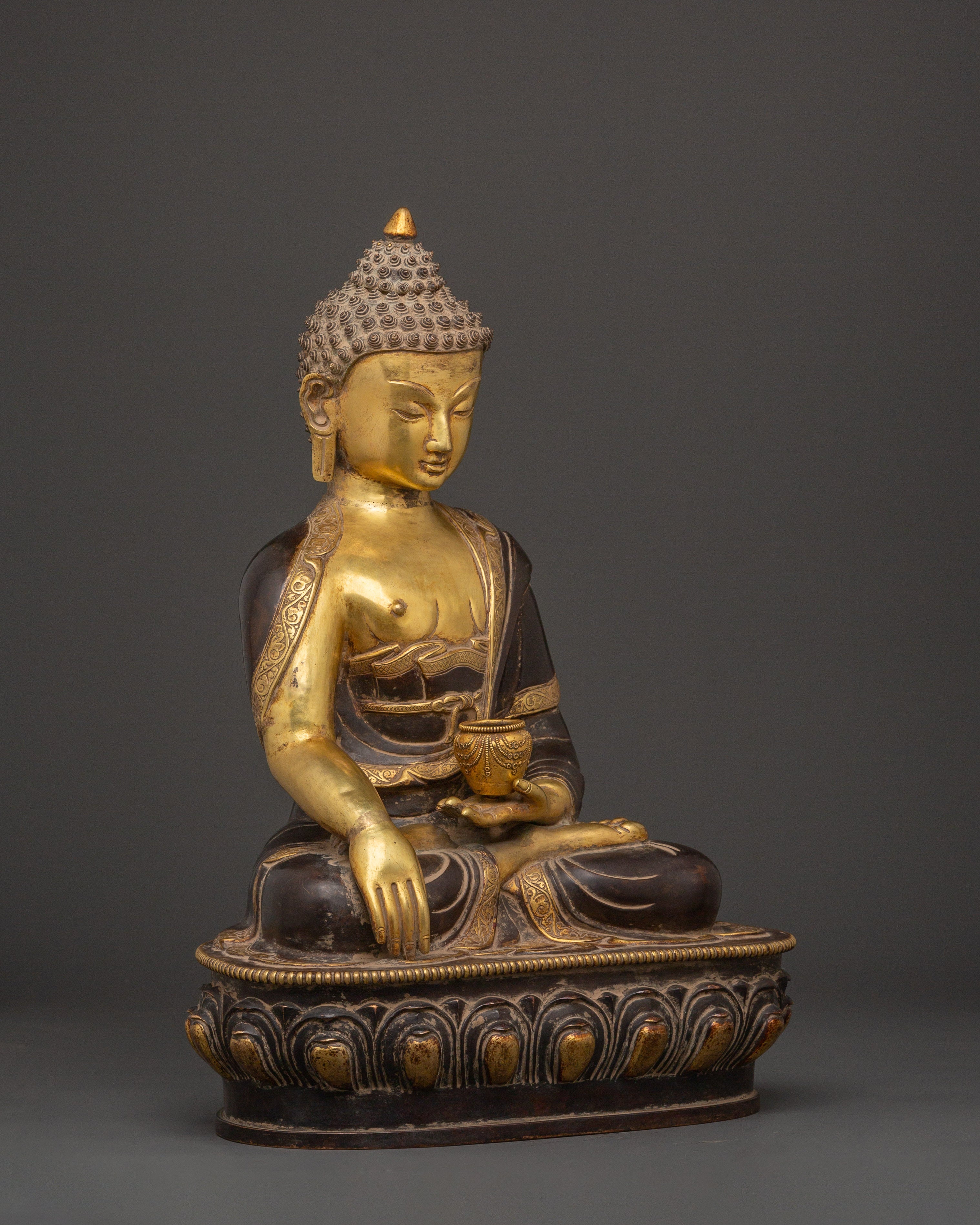 Shakyamuni Buddha Statue for Spiritual Healing and Peace | Sacred Traditional Artwork