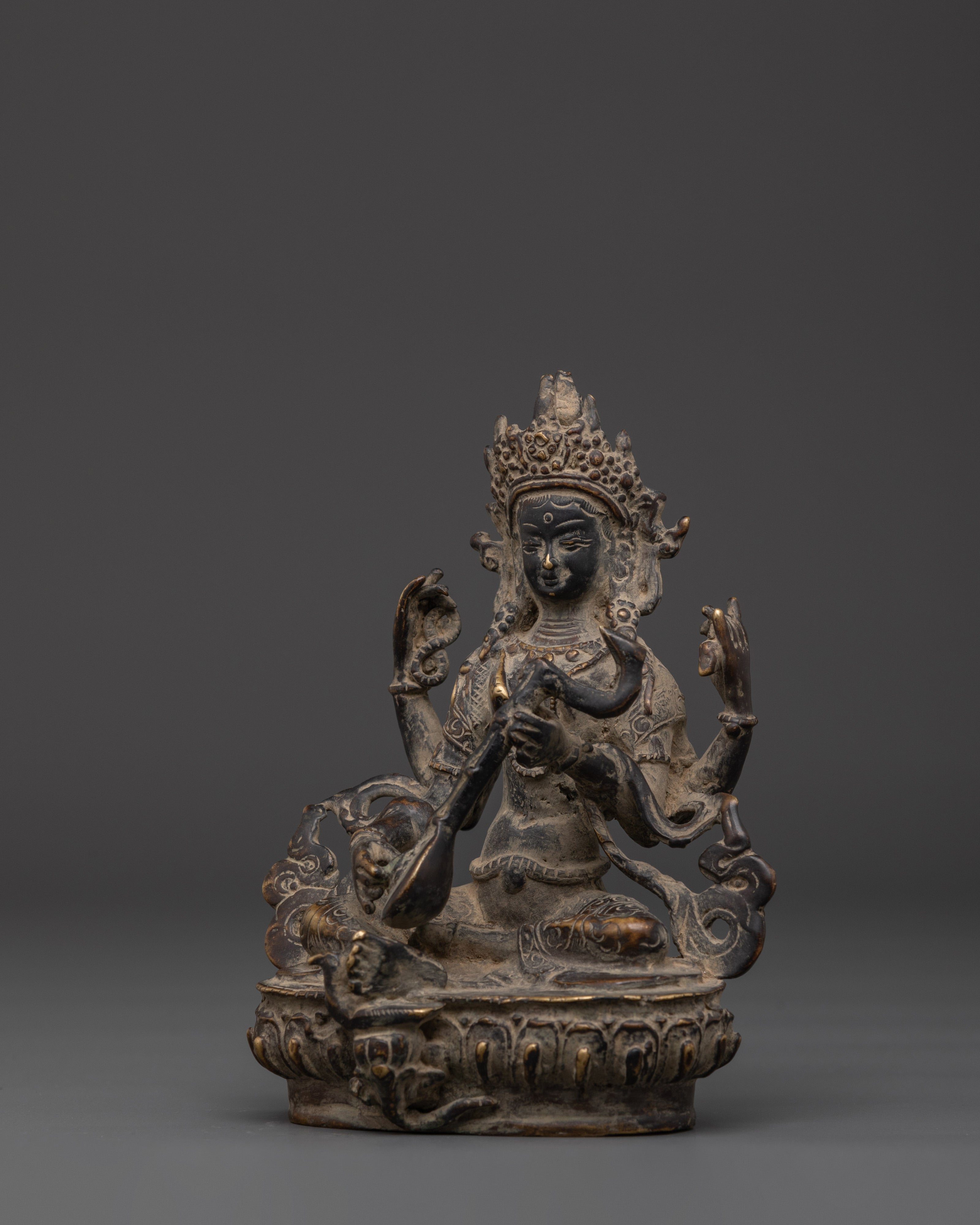 Saraswati Goddess of Wisdom | Spiritual Growth and Blessing