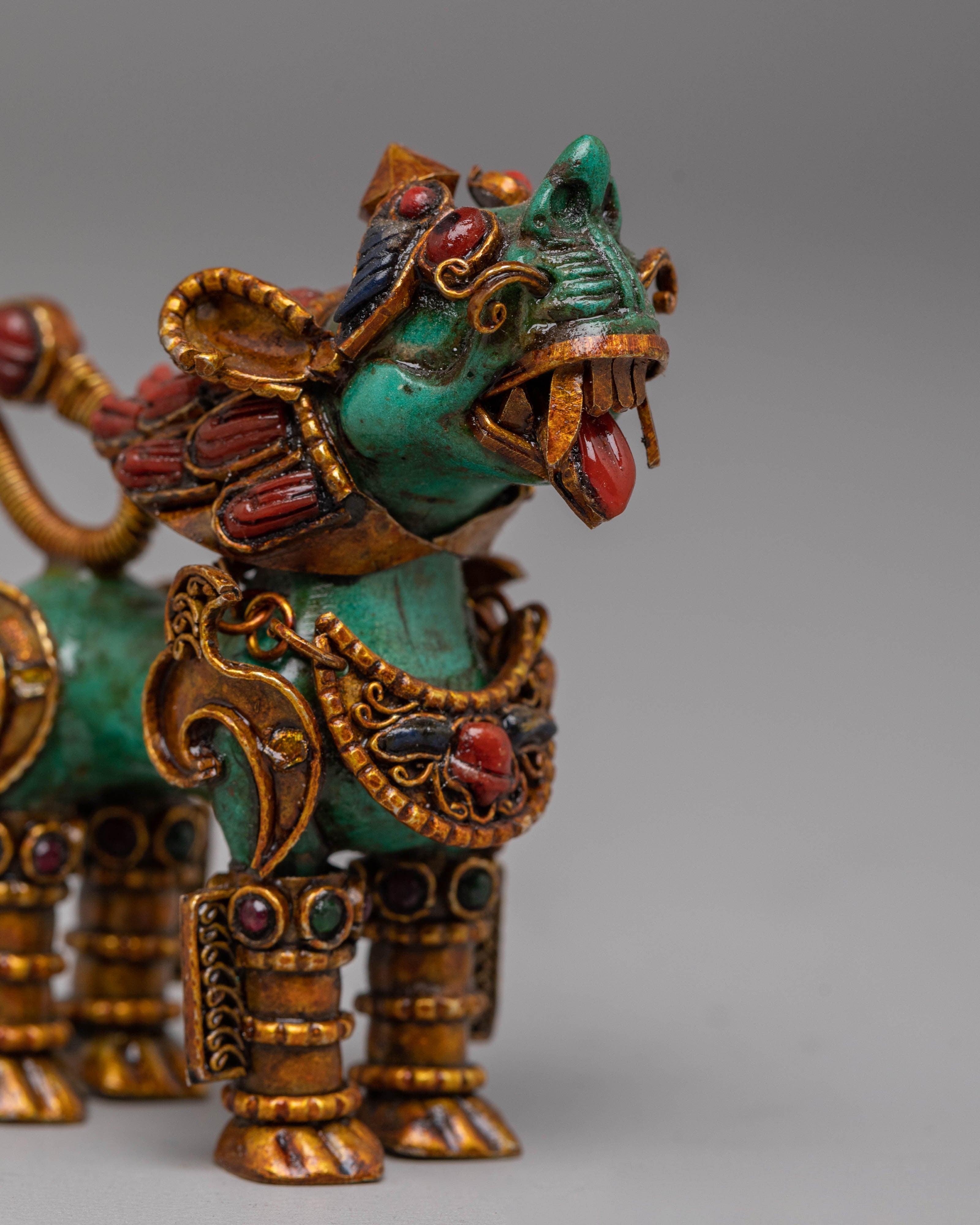 Stupa and Lion Set for Decor | Symbol of Protection