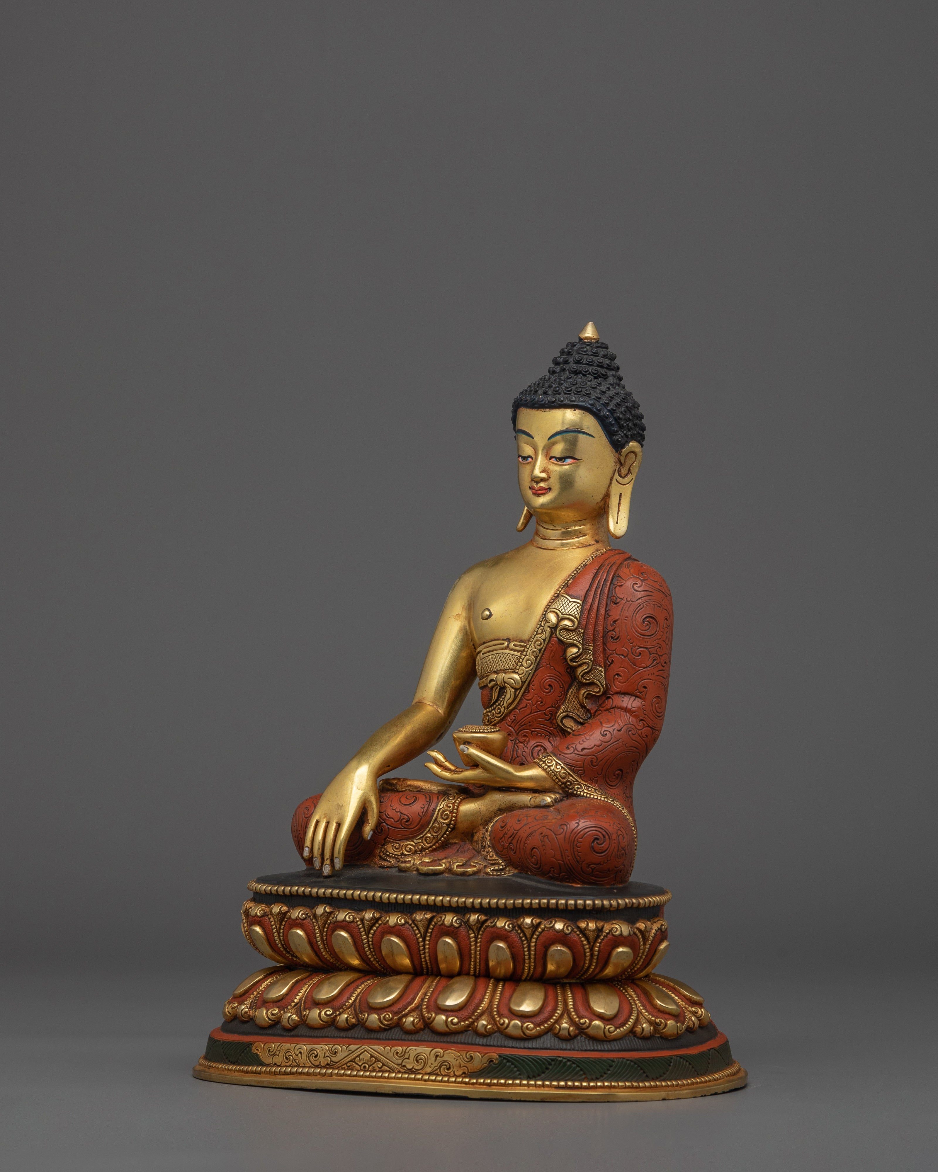 Handmade Shakyamuni Buddha Statue | The Enlightened One Who Changed the World