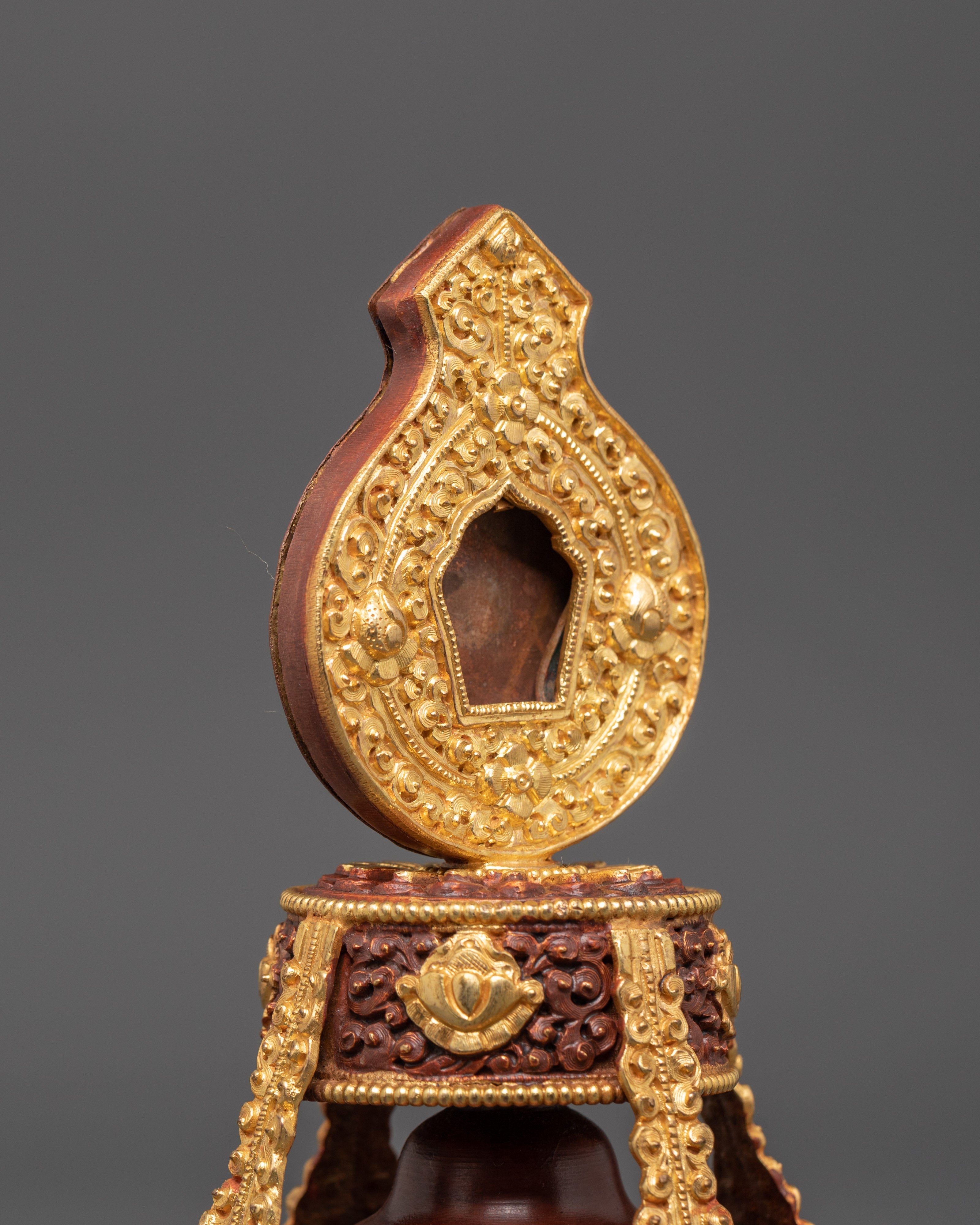 Buddhist Ritual Vase | Altar and Offering