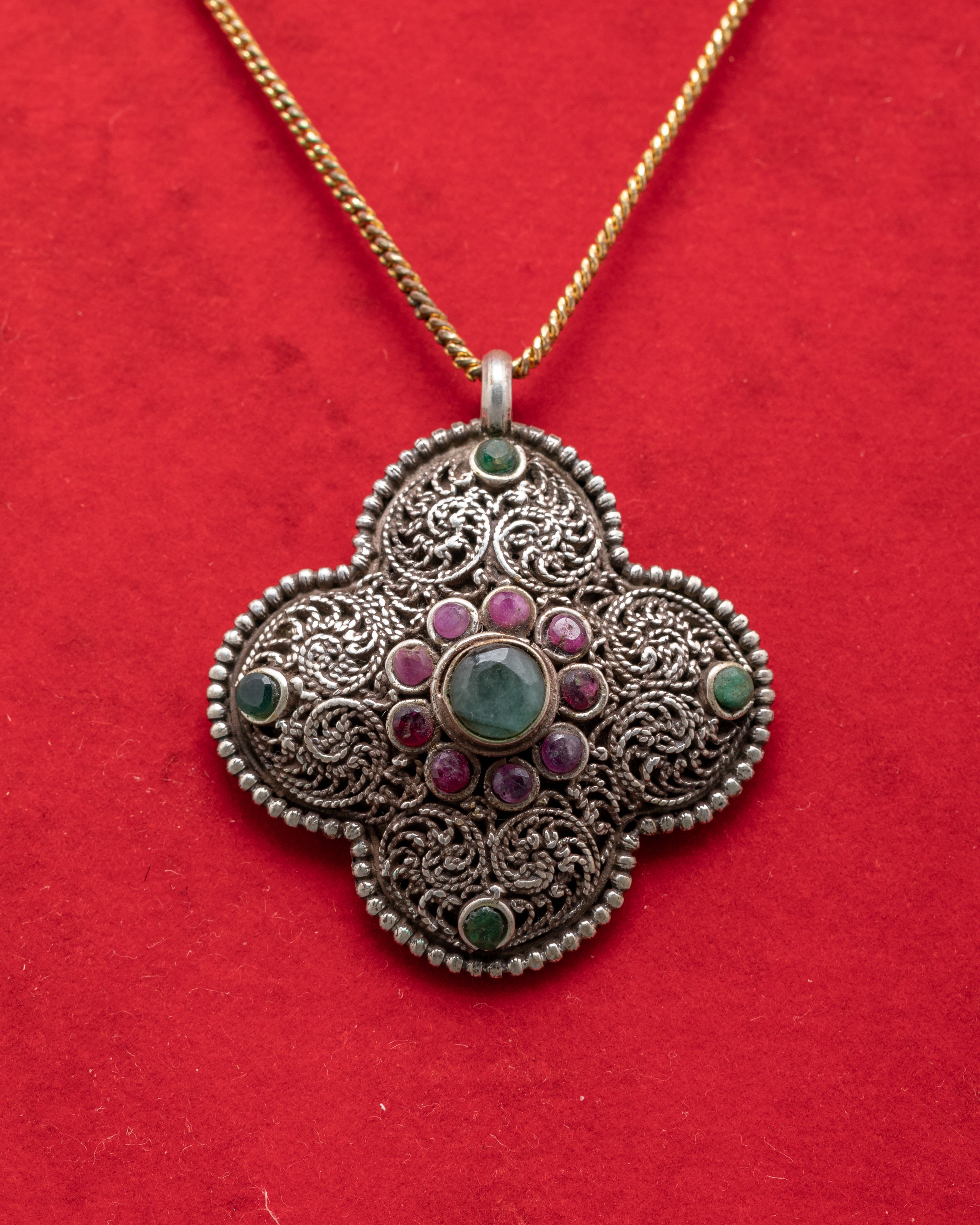 Handmade Filigree Silver Locket | Traditional Quatrefoil Pendant