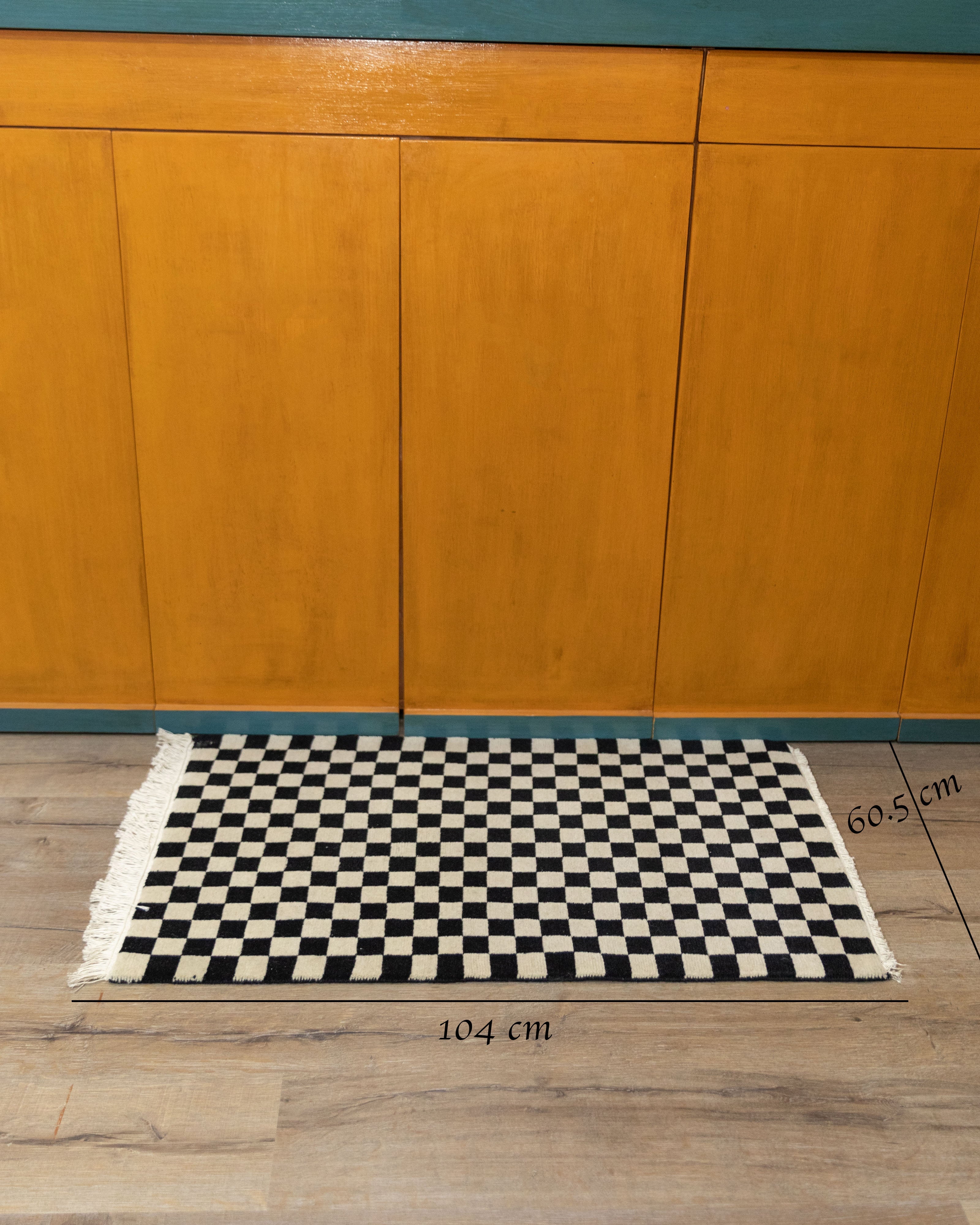 Traditional Himalayan Rug | Handwoven 100 Knot Wool Carpet