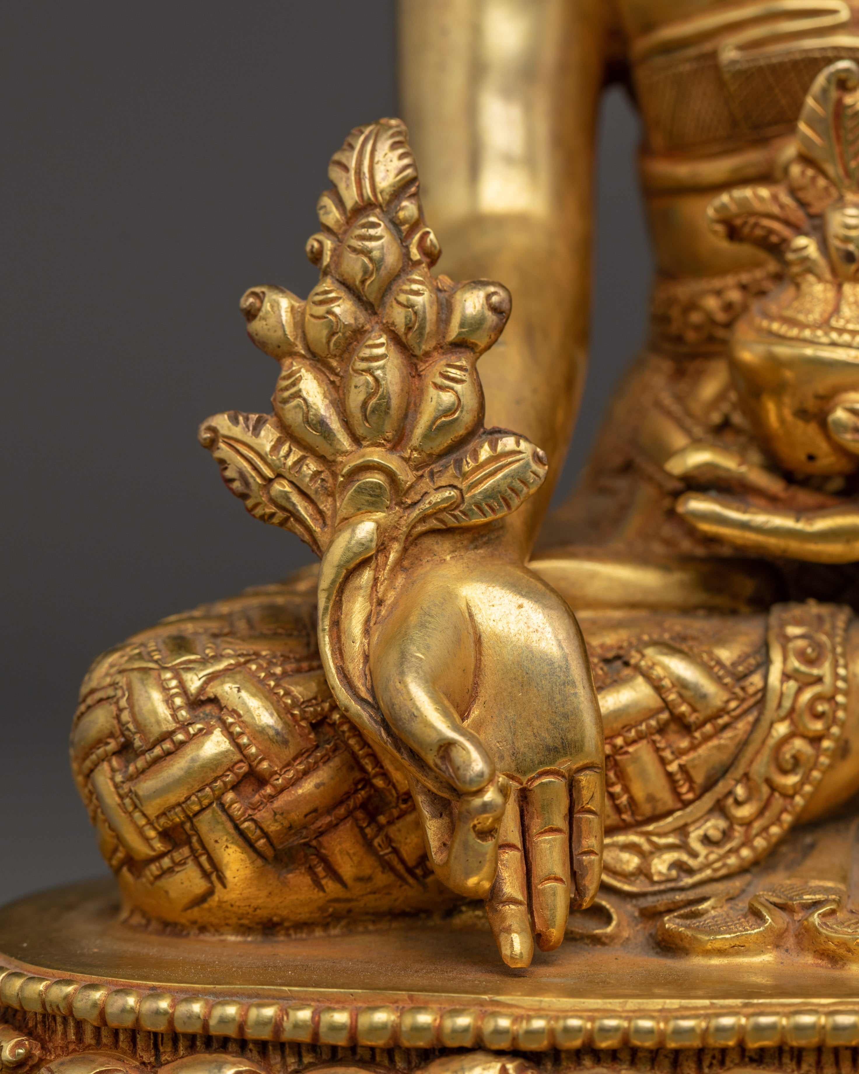 The Medicine Buddha Statue | Symbol of Enlightenment and Healing