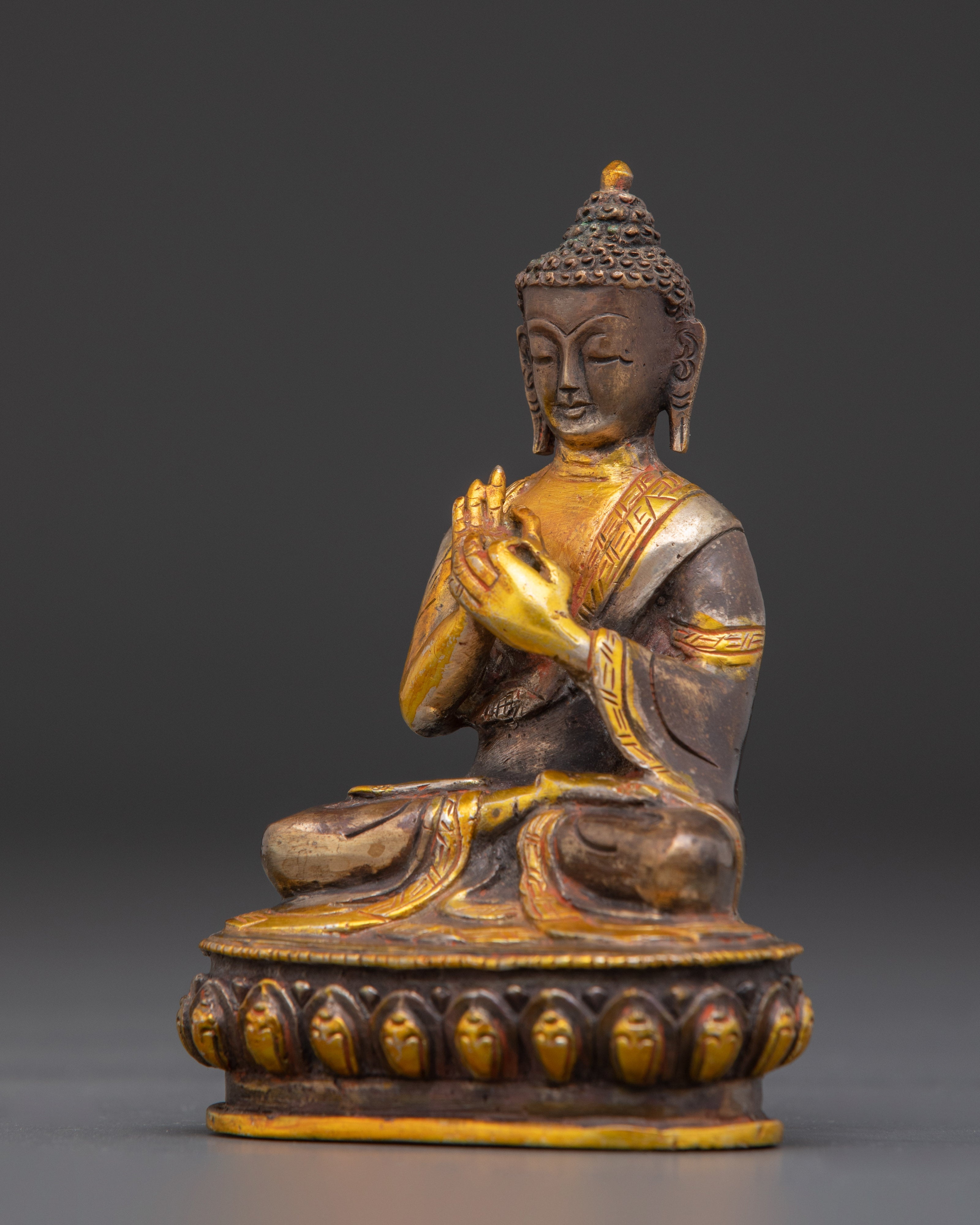 Copper Vairocana Statue | Symbol of Enlightenment and Wisdom