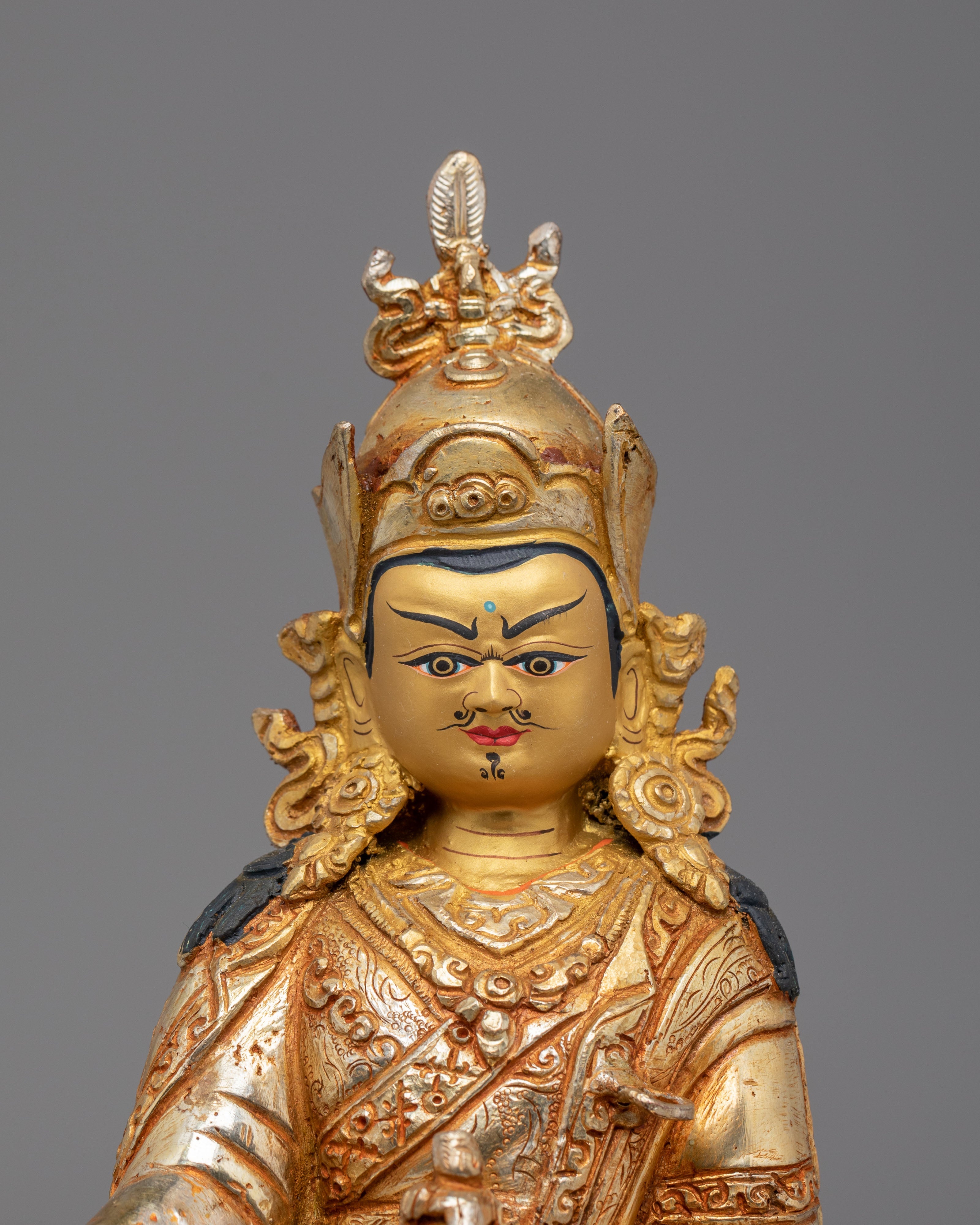 Traditional Buddhist Guru Rinpoche Sculpture | Spiritual Decor for Meditation