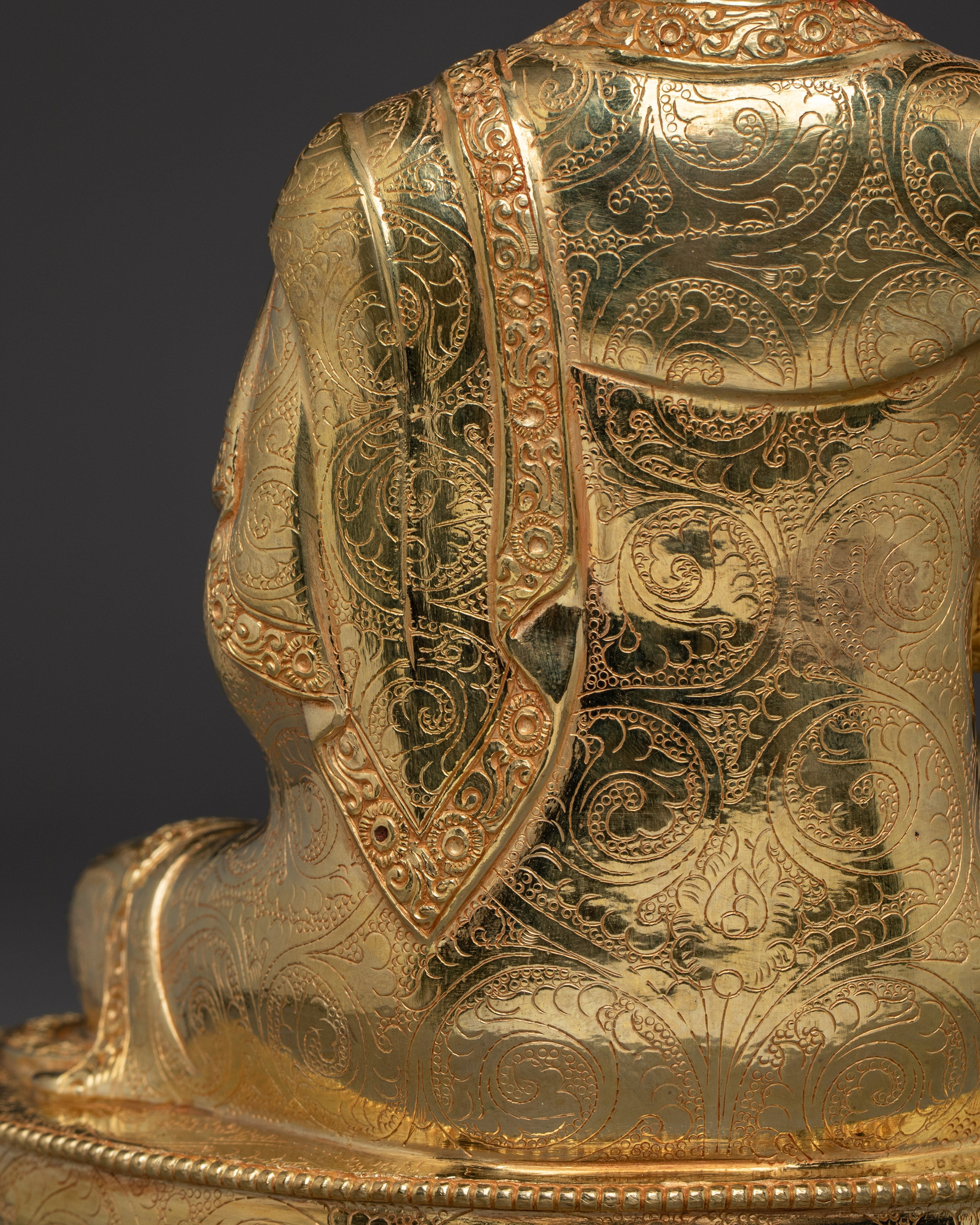 Golden Historical Buddha Gautama Artwork | Embodiment of Wisdom