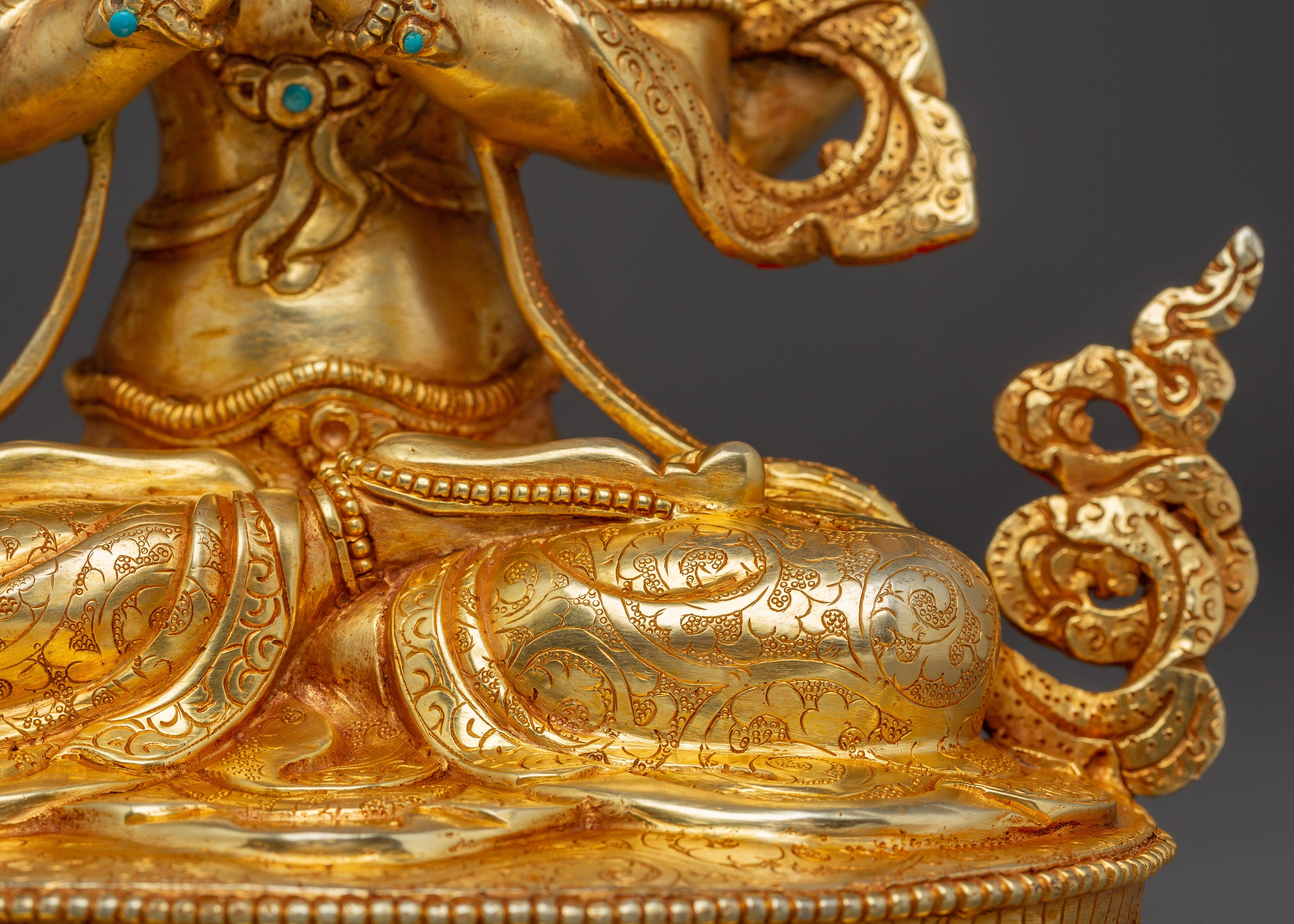 Compassion Embodiment Chenrezig Statue | Avalokiteshvara Figurine