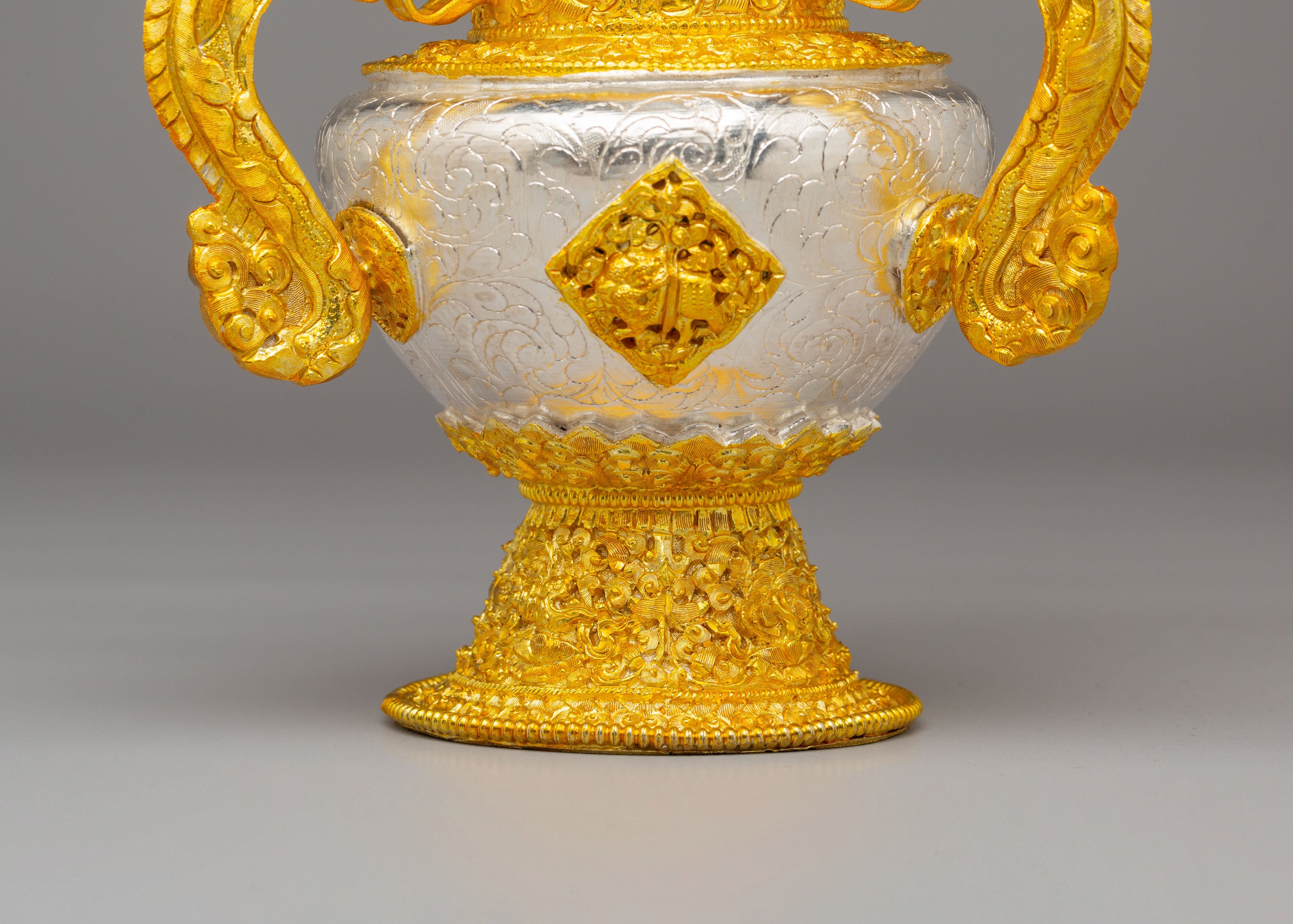 Buddhist Altar Incense Burner for Ritual | Sacred Decorative Piece