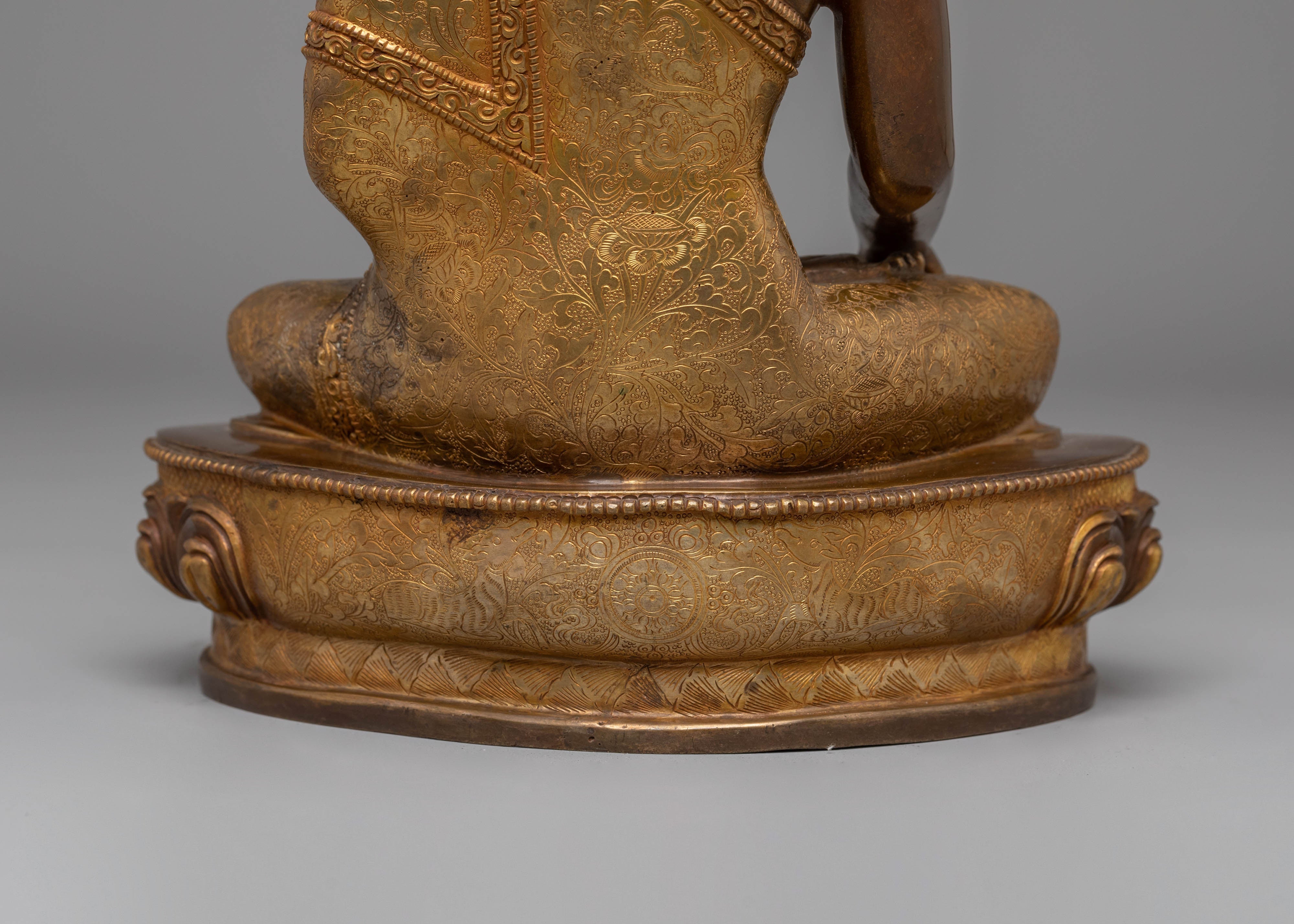 Shakyamuni Buddha Statue of Knowledge and Wisdom