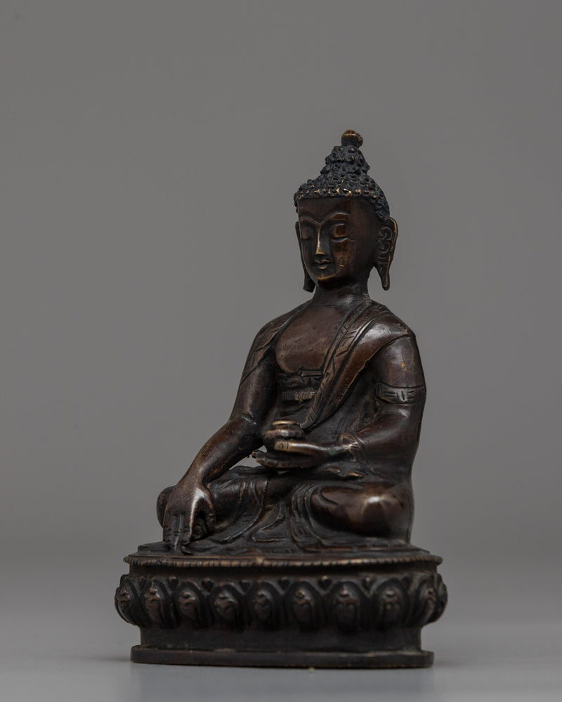 Oxidized Copper Shakyamuni Buddha Statue | A Symbol of Enlightenment and Serenity