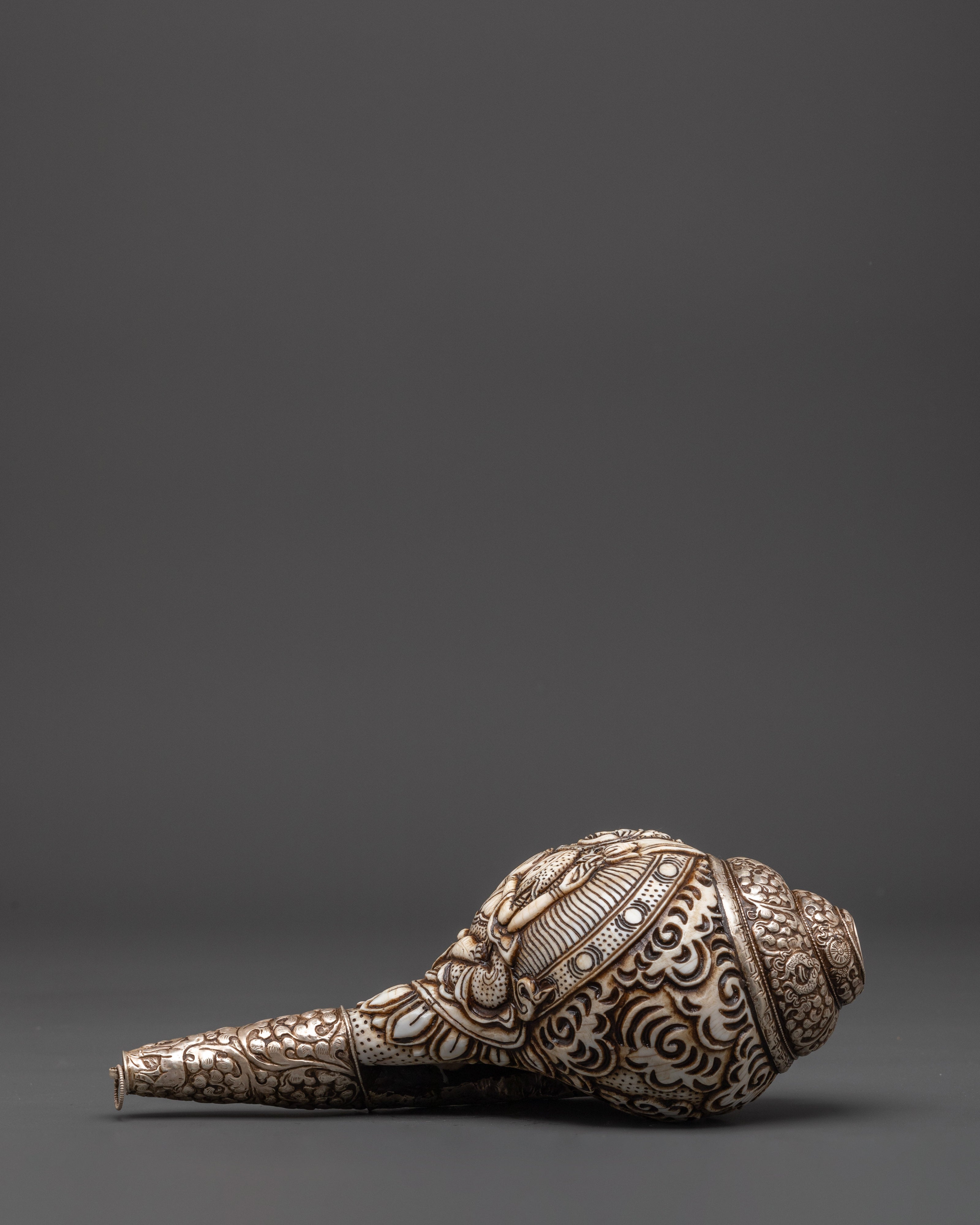 Tibetan Ritual Conch, Sankha for Buddhist Altar | Chenrezig Carved Conch