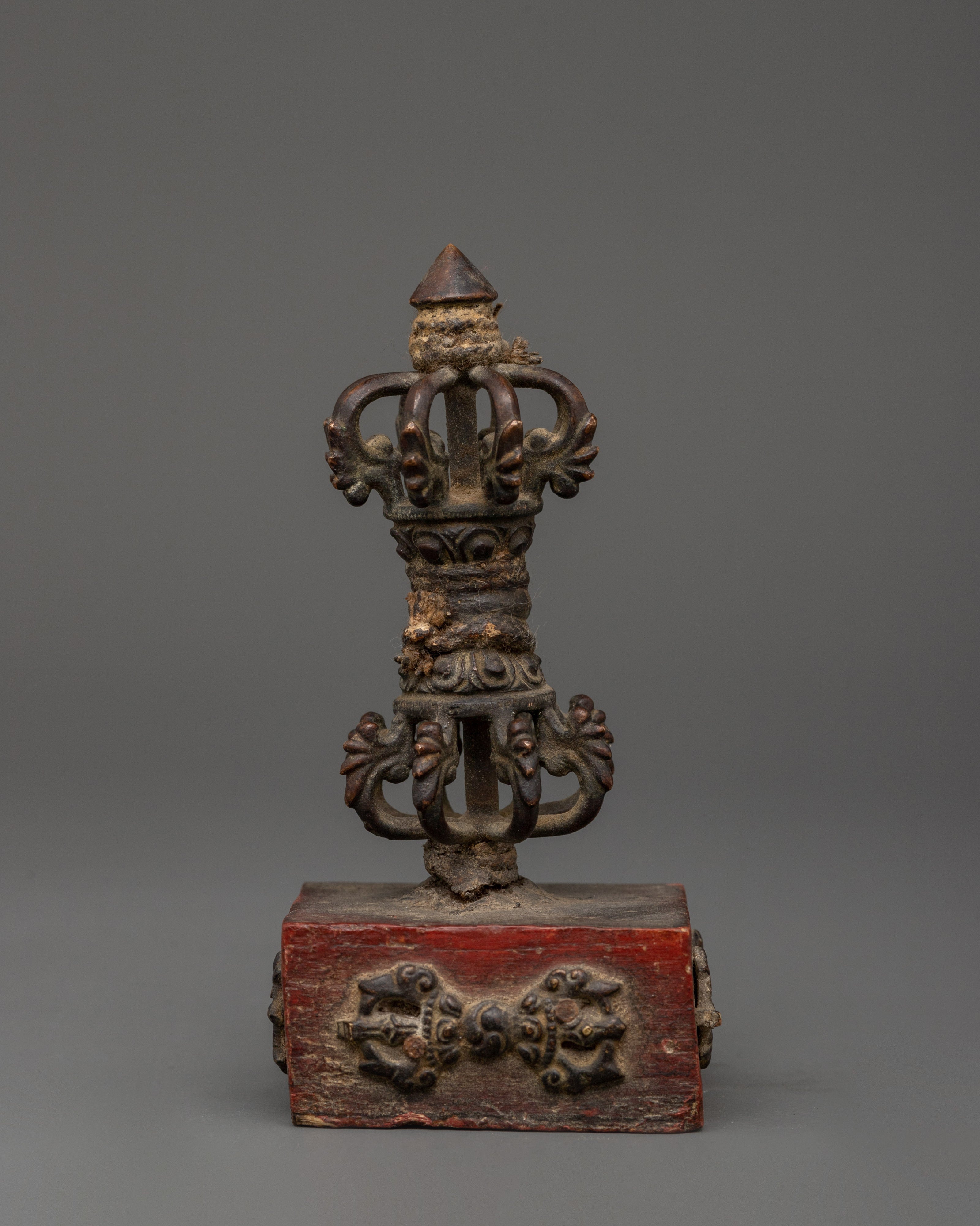 Himalayan Copper Vajra stand