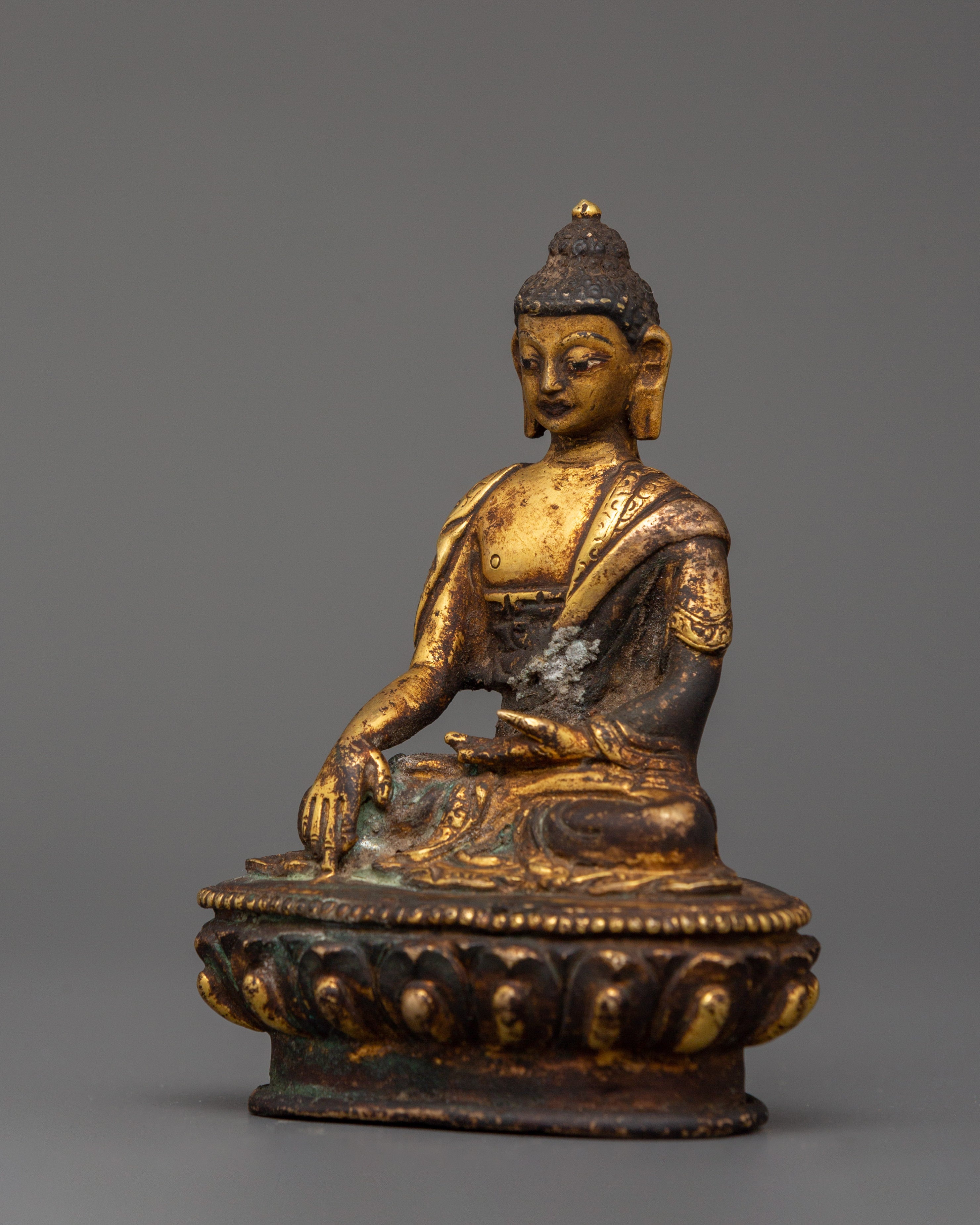Traditionally HandCrafted Shakyamuni Buddha Statue | Antique Copper Statue