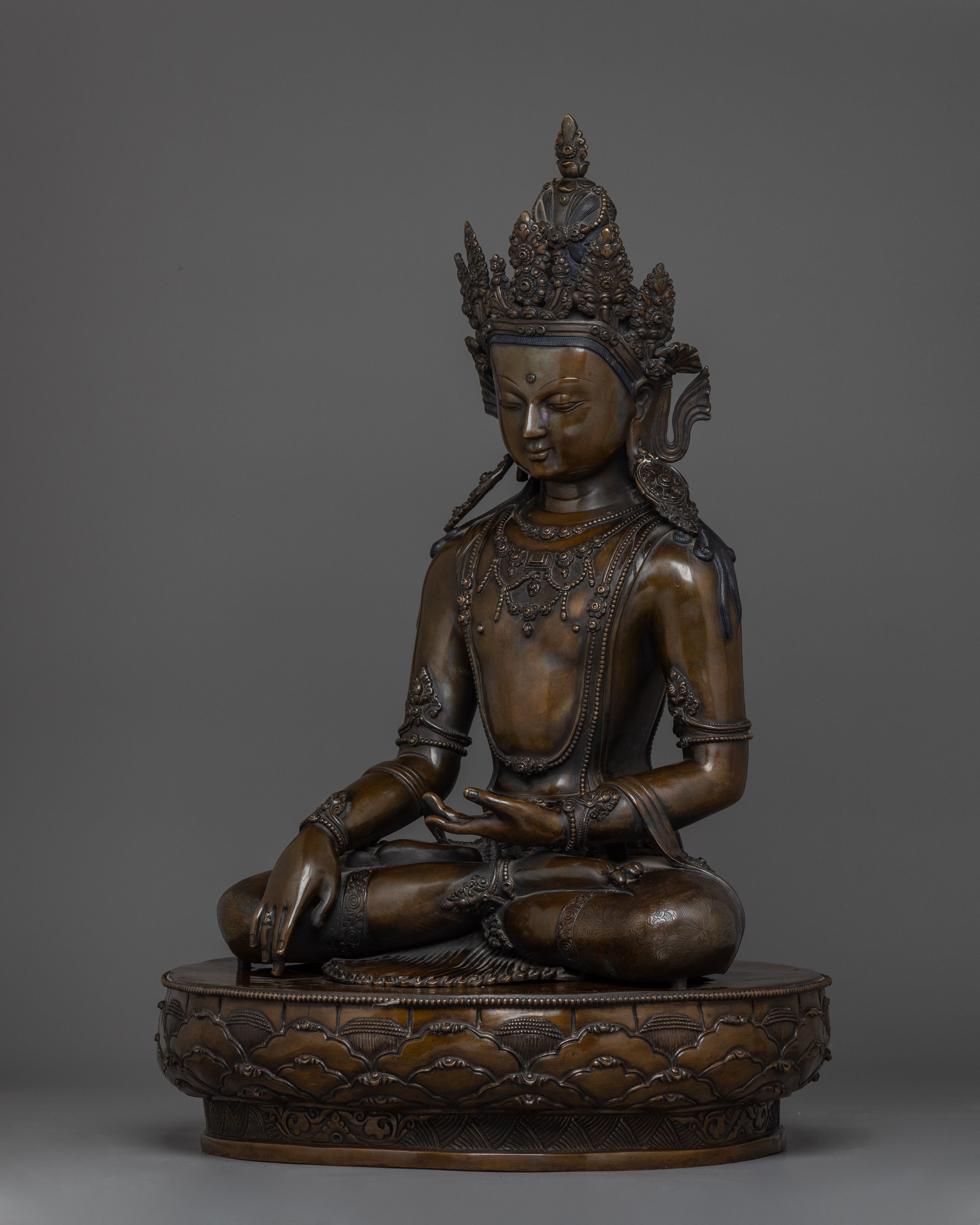 Figurine of Shakyamuni Buddha with Crown | Embodiment of Wisdom and Peace