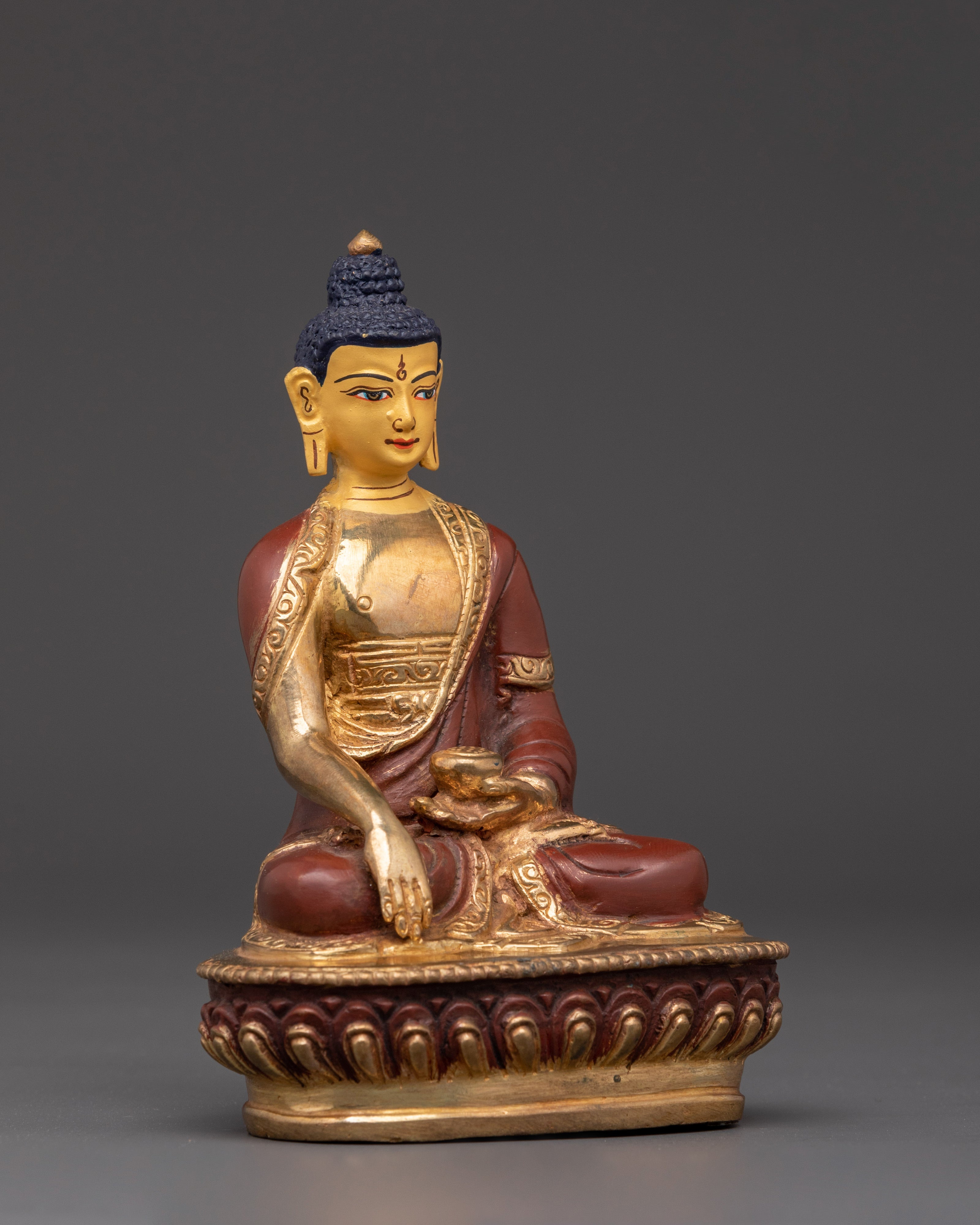 Seated Shakyamuni Buddha Statue | Gold Plated Copper Sculpture