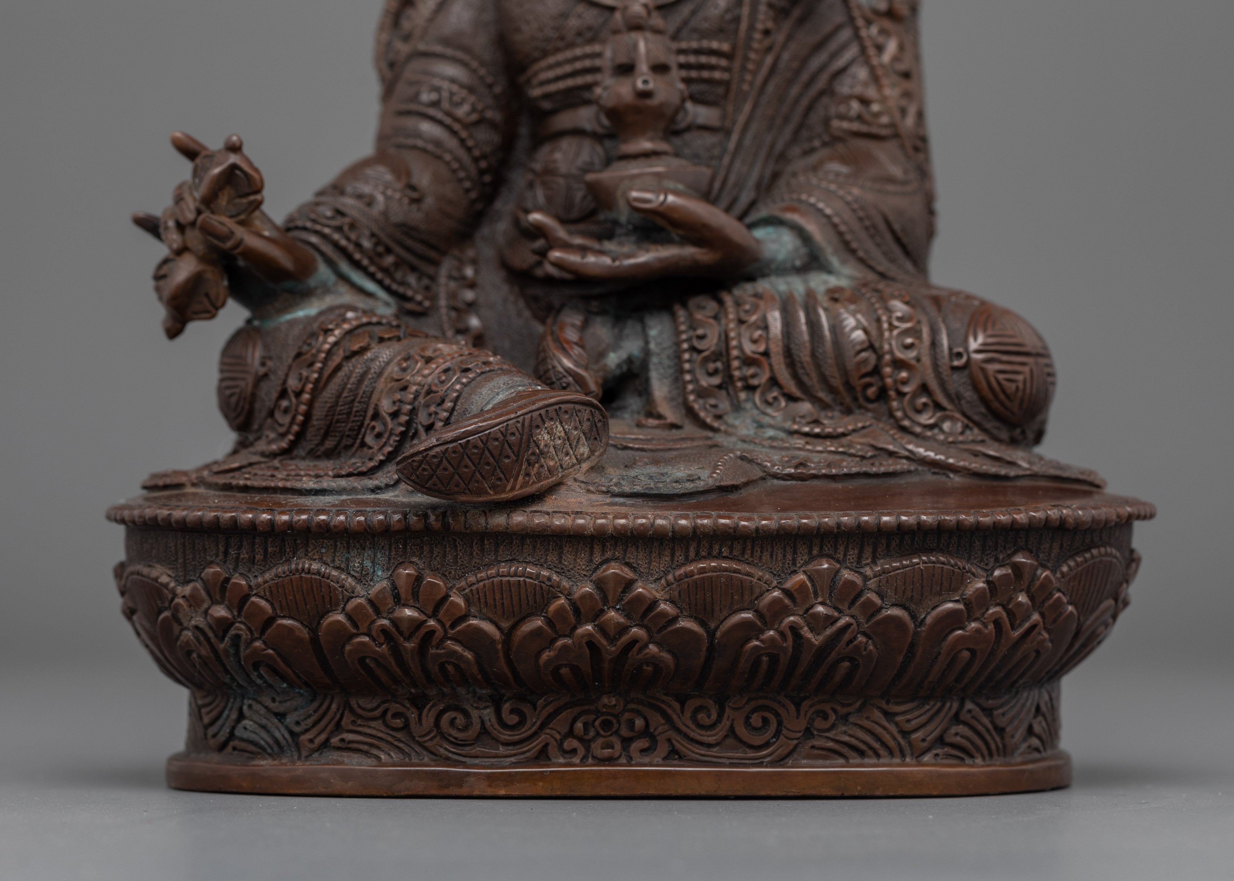 Lotus Born Deity Guru Rinpoche Figurine | Master of Vajrayana and Tantra