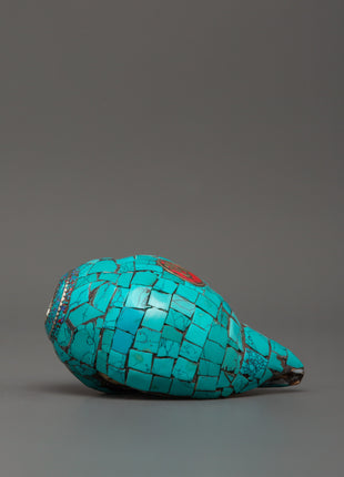 conch-shell-with-turquoise-and-coral-stones